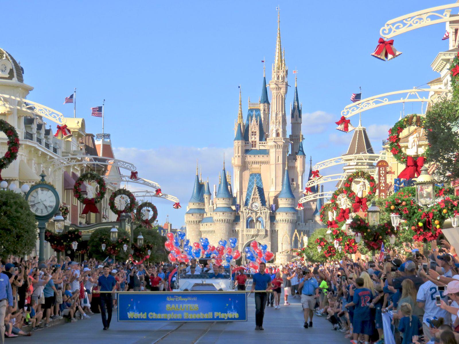 1600x1200 Mouseplanet Disney World Salutes 2016 World Series Champs