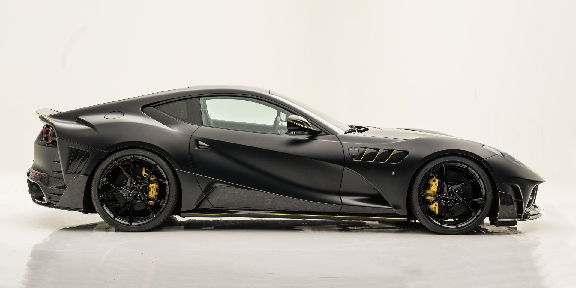 1920x960 Download Supercar Black Car Car Ferrari Vehicle Ferrari 812 Superfast 4k Ultra HD Wallpaperx3000