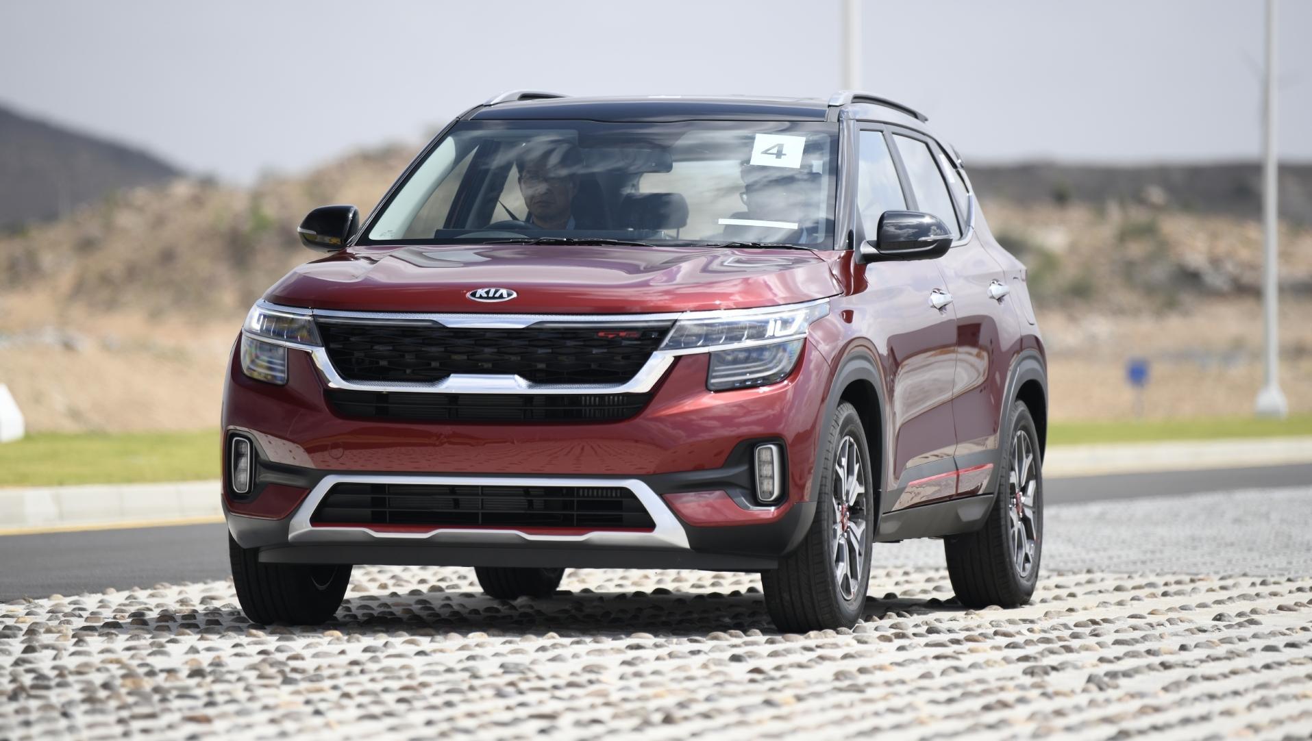 1915x1082 Kia Seltos Wallpaper