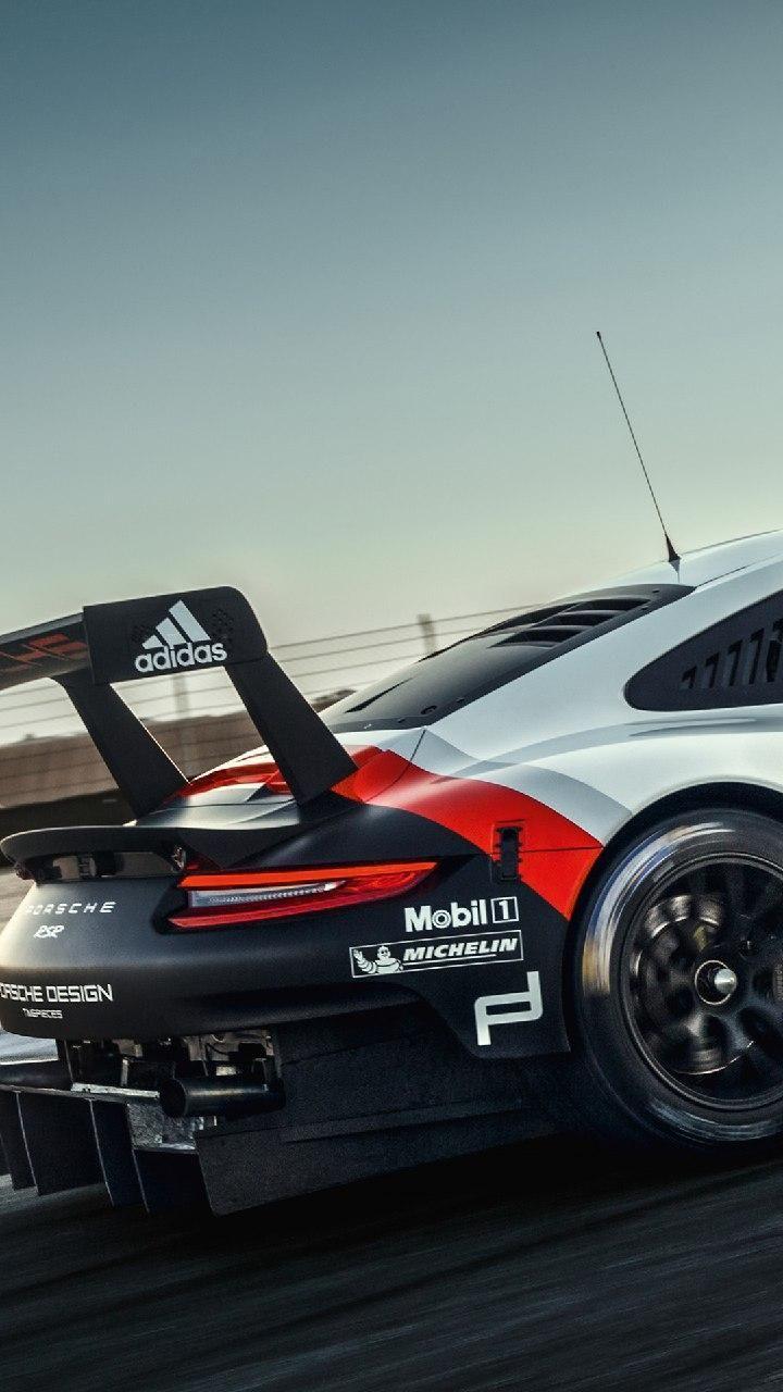 Порше 911 RSR