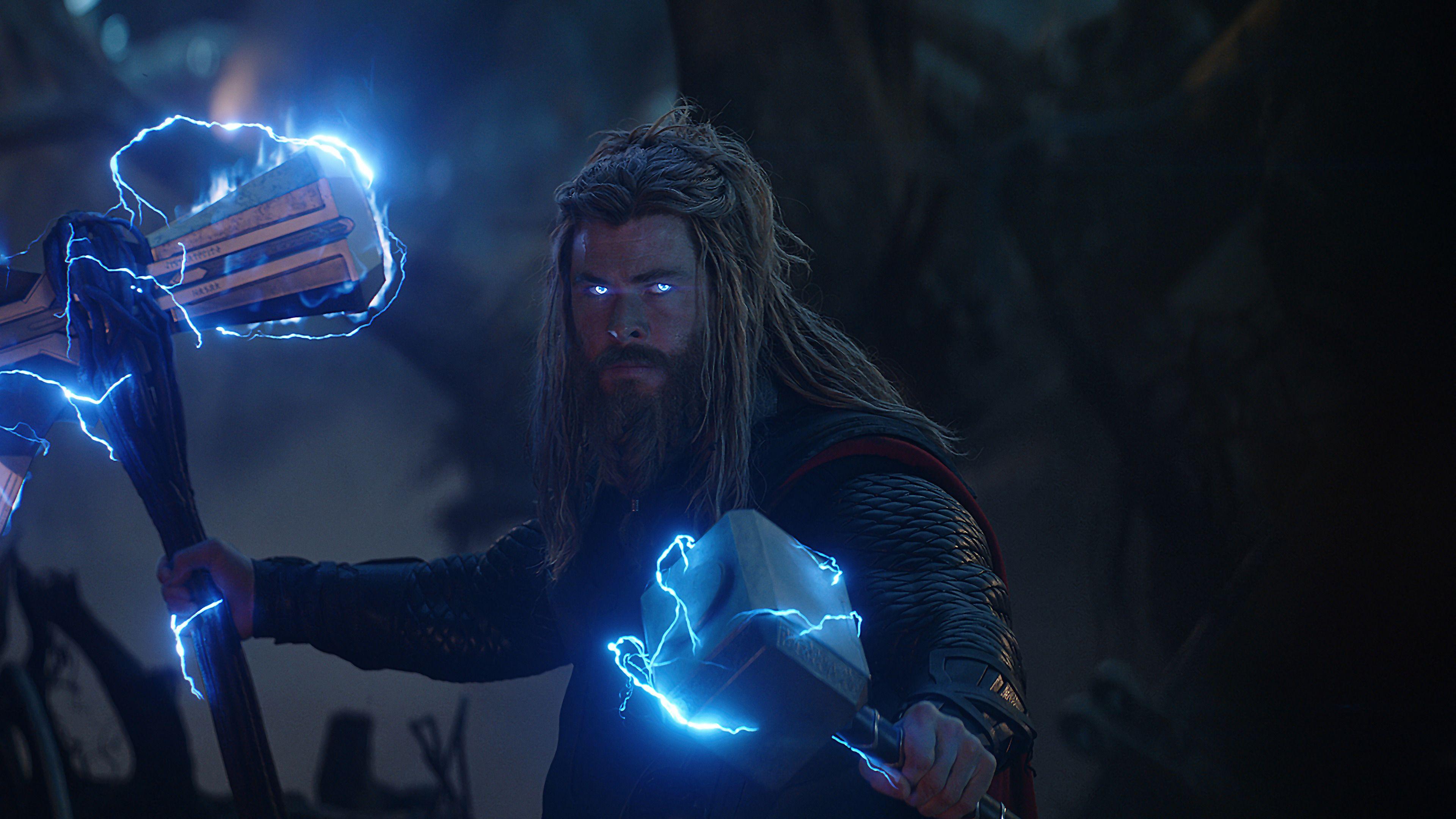 3840x2160 Thor Stormbreaker Lightning Wallpaper