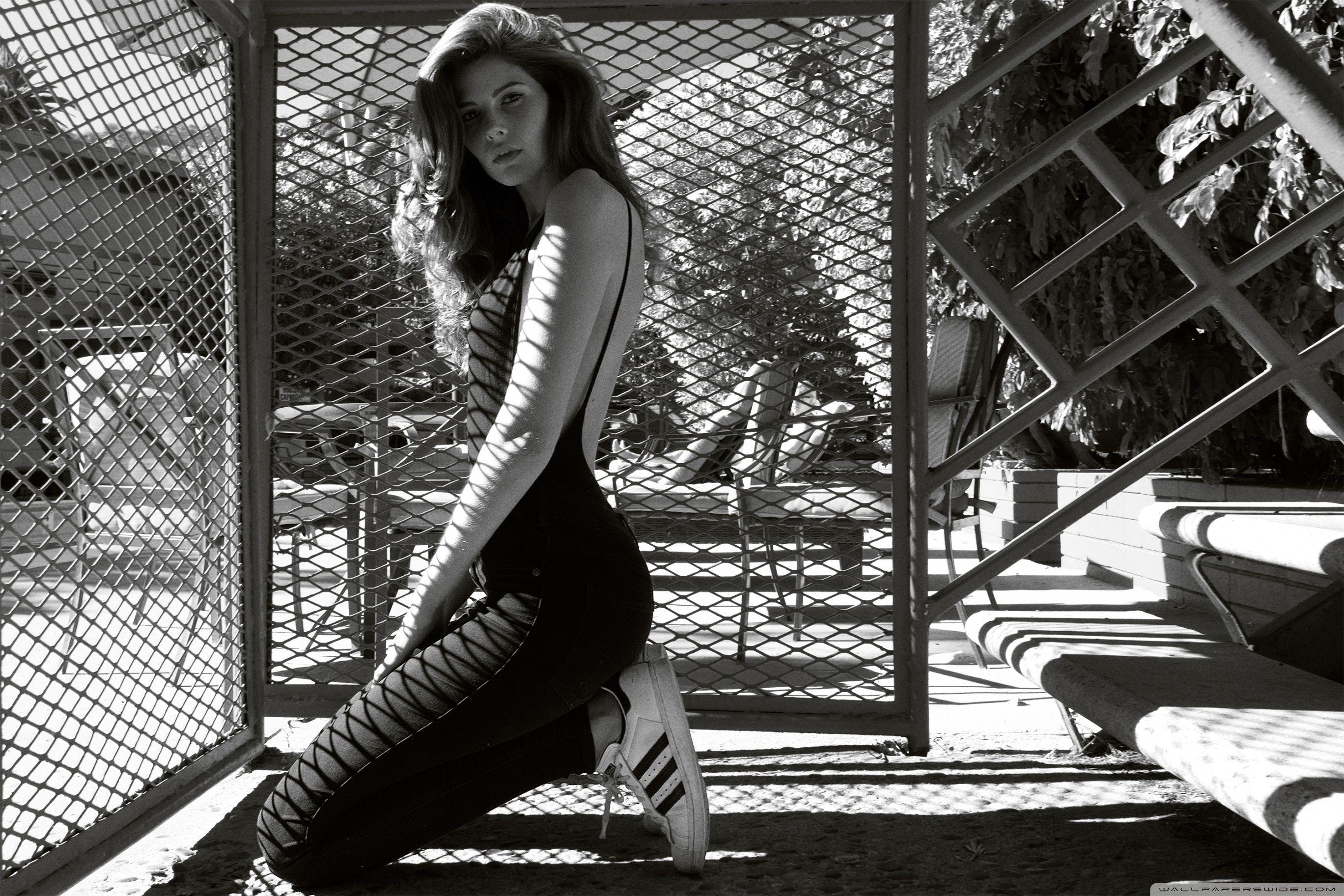 2736x1824 Cool Girl Black and White Ultra HD Desktop Background Wallpaper