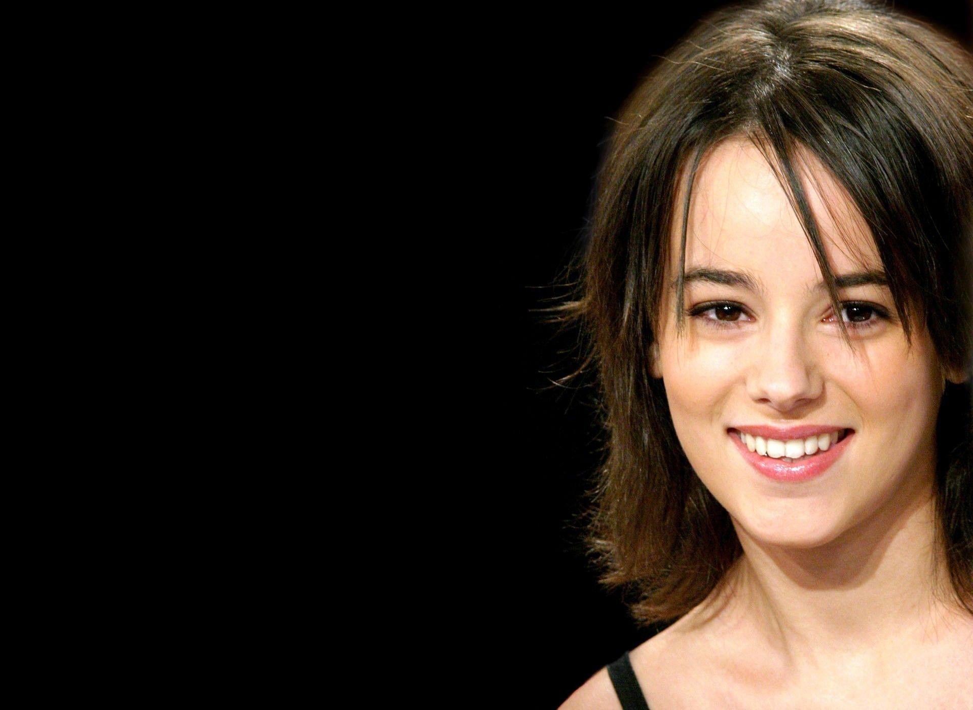 Alizée Wallpapers Top Free Alizée Backgrounds Wallpaperaccess