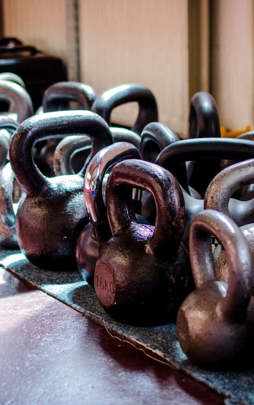 840x1336 kettlebell, sports, iron 840x1336 Resolution Wallpaper