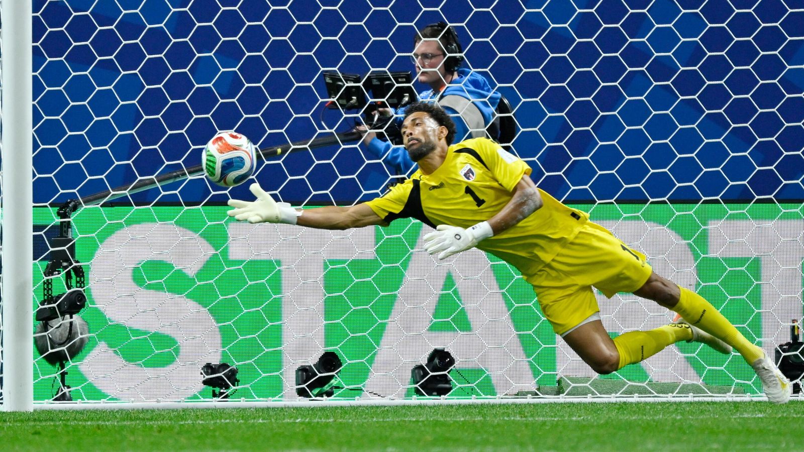 1600x900 World Cup 2026 news and live updates, Canada and Mexico latest including Trump, tickets and fans