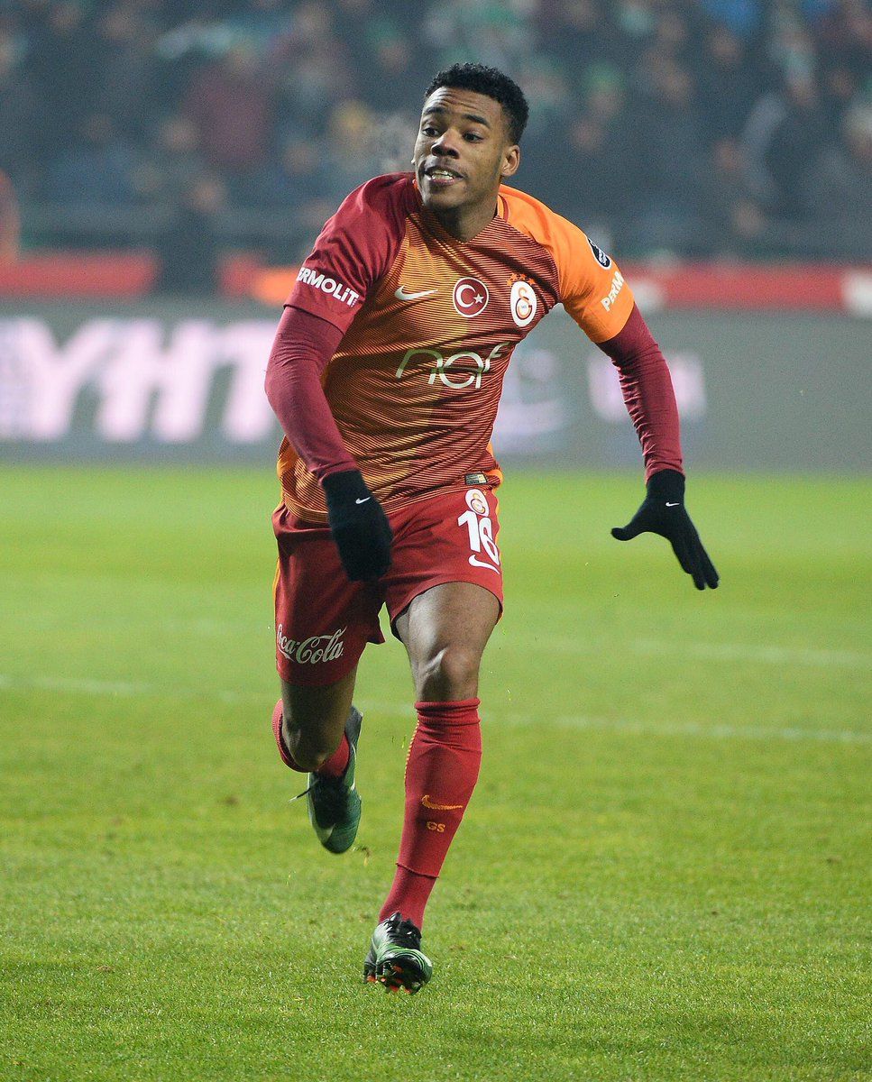 967x1200 Garry Rodrigues gets an assist within minutes of making his Galatasaray debut!