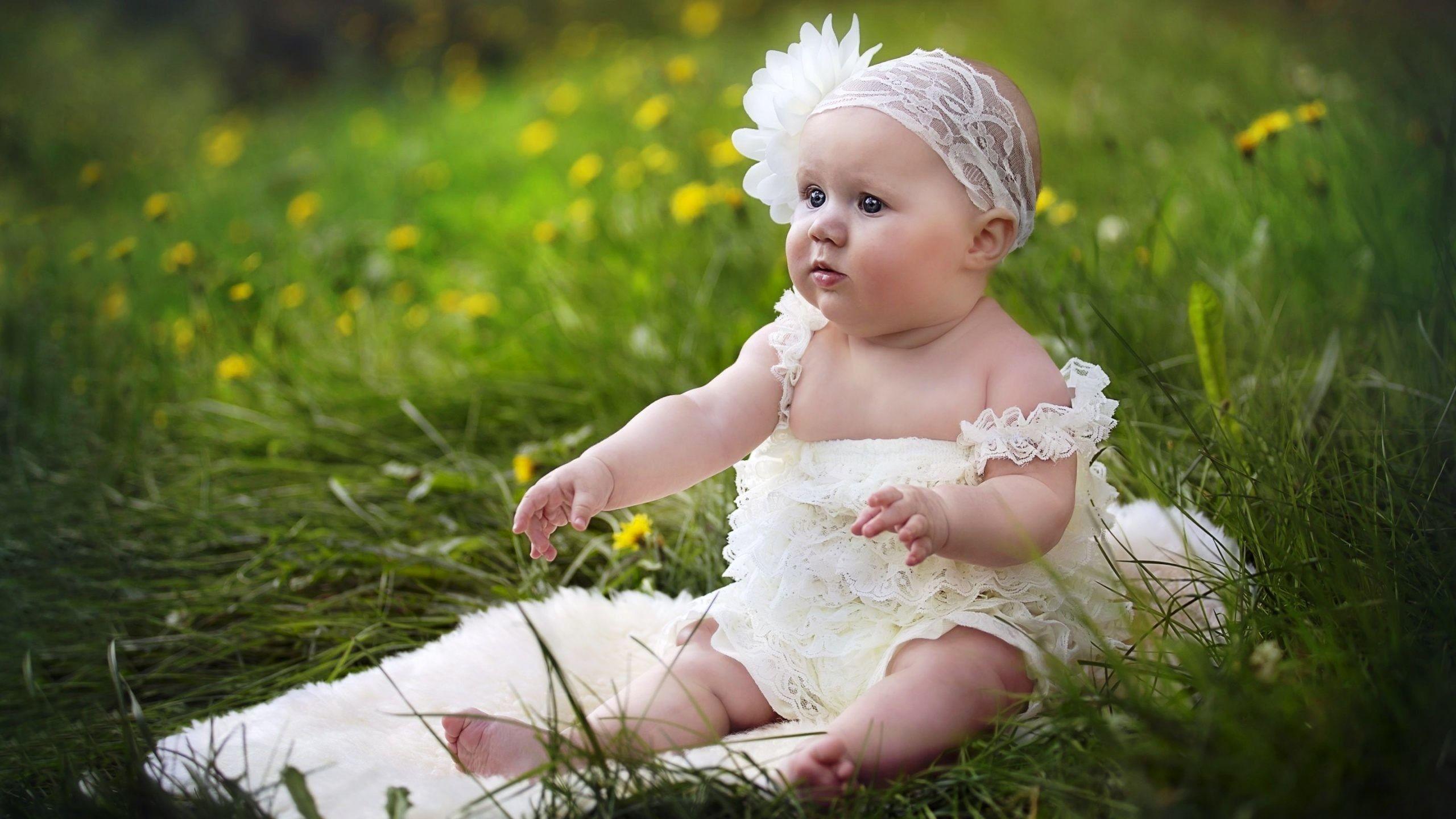2560x1440 Baby Girl Wallpaper