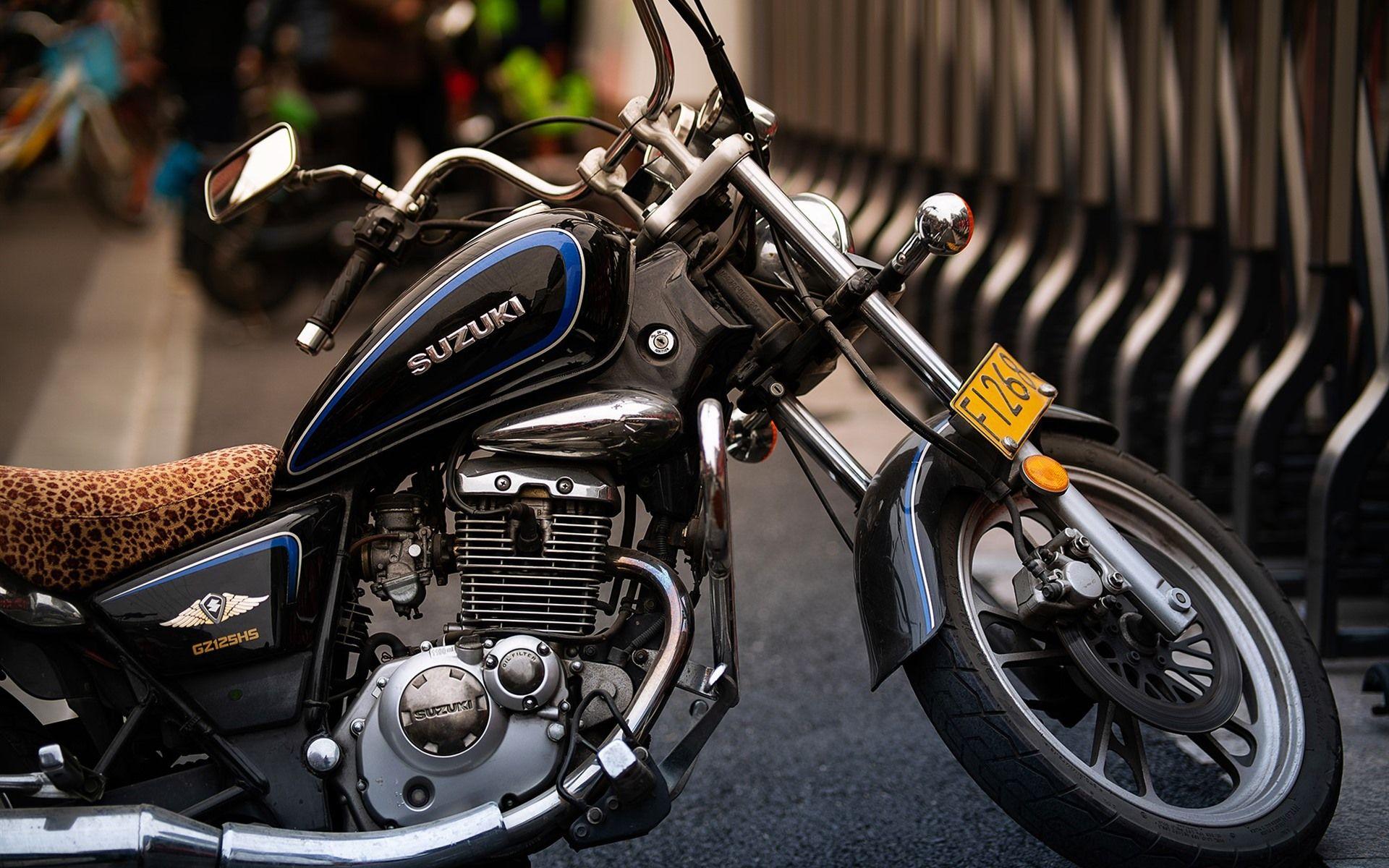 1920x1200 Wallpaper Suzuki motorcycle, street 1920x1200 HD Picture, Image