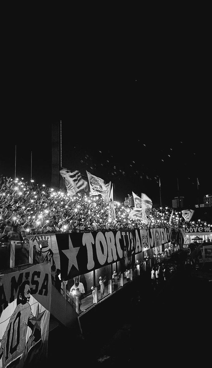 692x1200 Nação Santista e Vila Belmiro. Uma combinação perfeita! Prepara o print pro wallpaper!