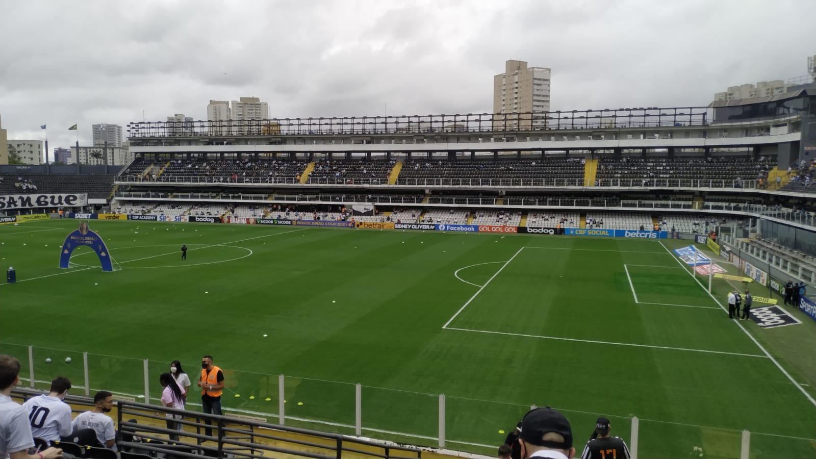 1600x900 Estádio Urbano Caldeira