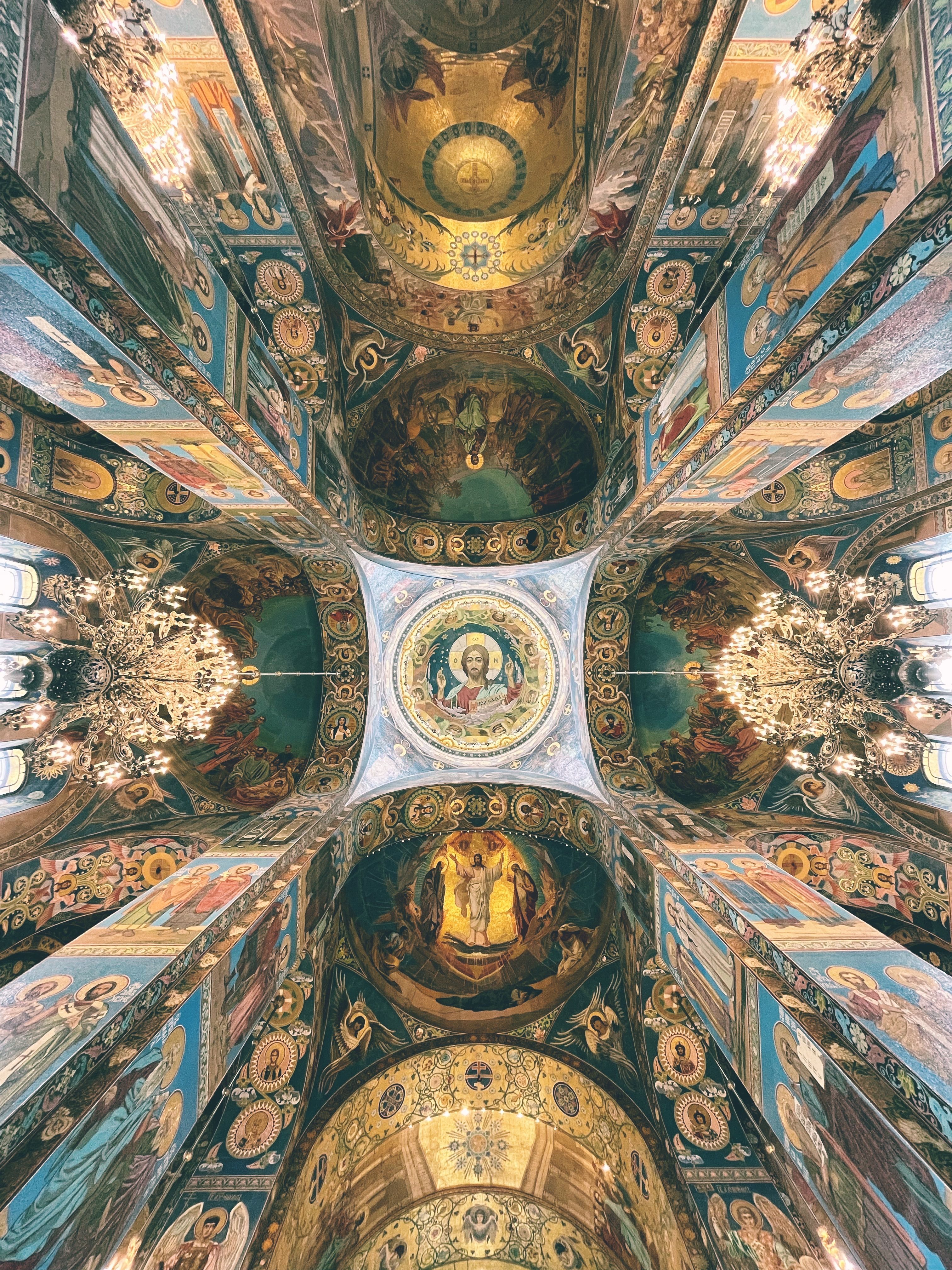 3024x4032 Ceiling of Cathedral of St. Michael and St. Gudula · Free