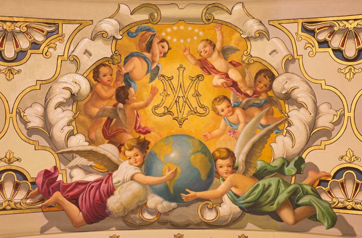 1200x788 Fresco of Angels in Church Basilica De La Macarena Mural Wallpaper®