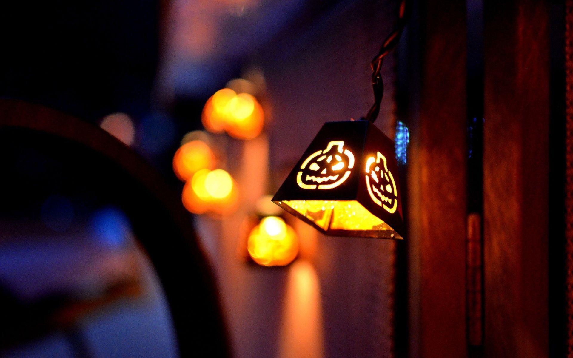 1920x1200 Spooky Halloween Lights HD Wallpaper for Desktop