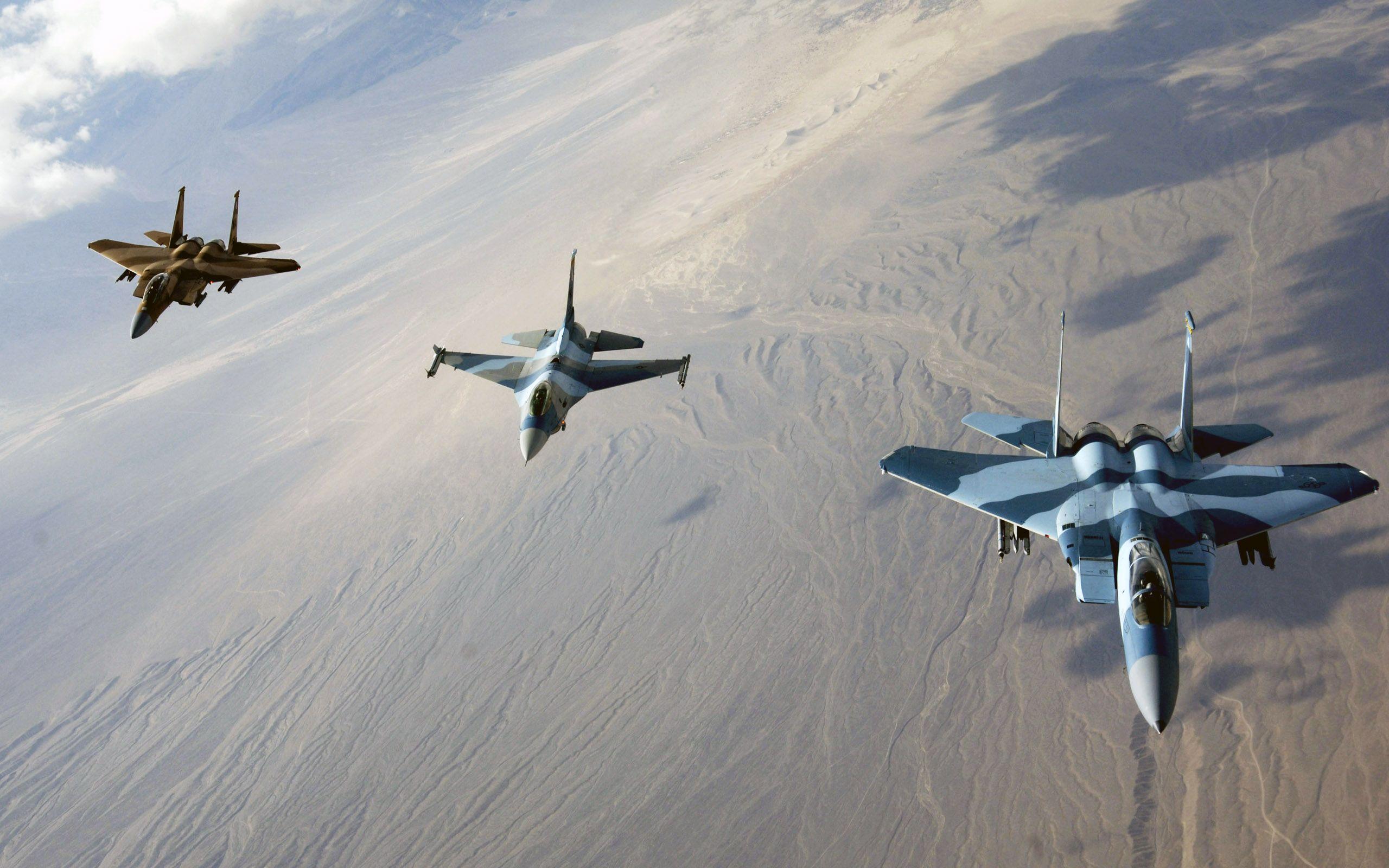 2560x1600 Amazing F16 wallpaperx1600