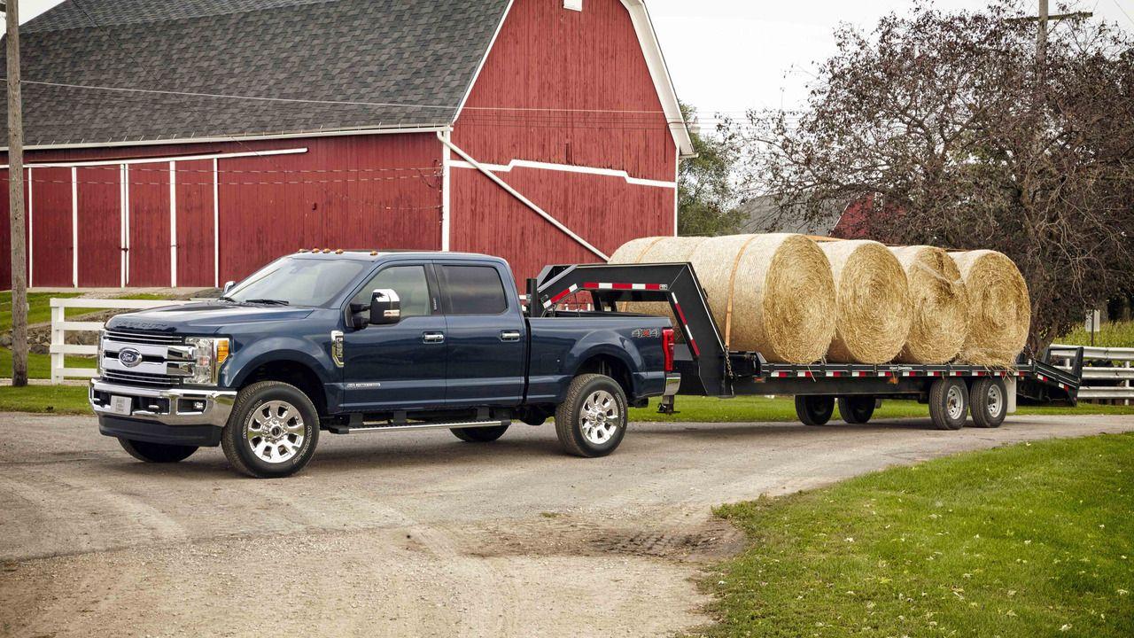 1280x720 Ford Super Duty Has 925 Lb Ft For Towing Tons Of Weight