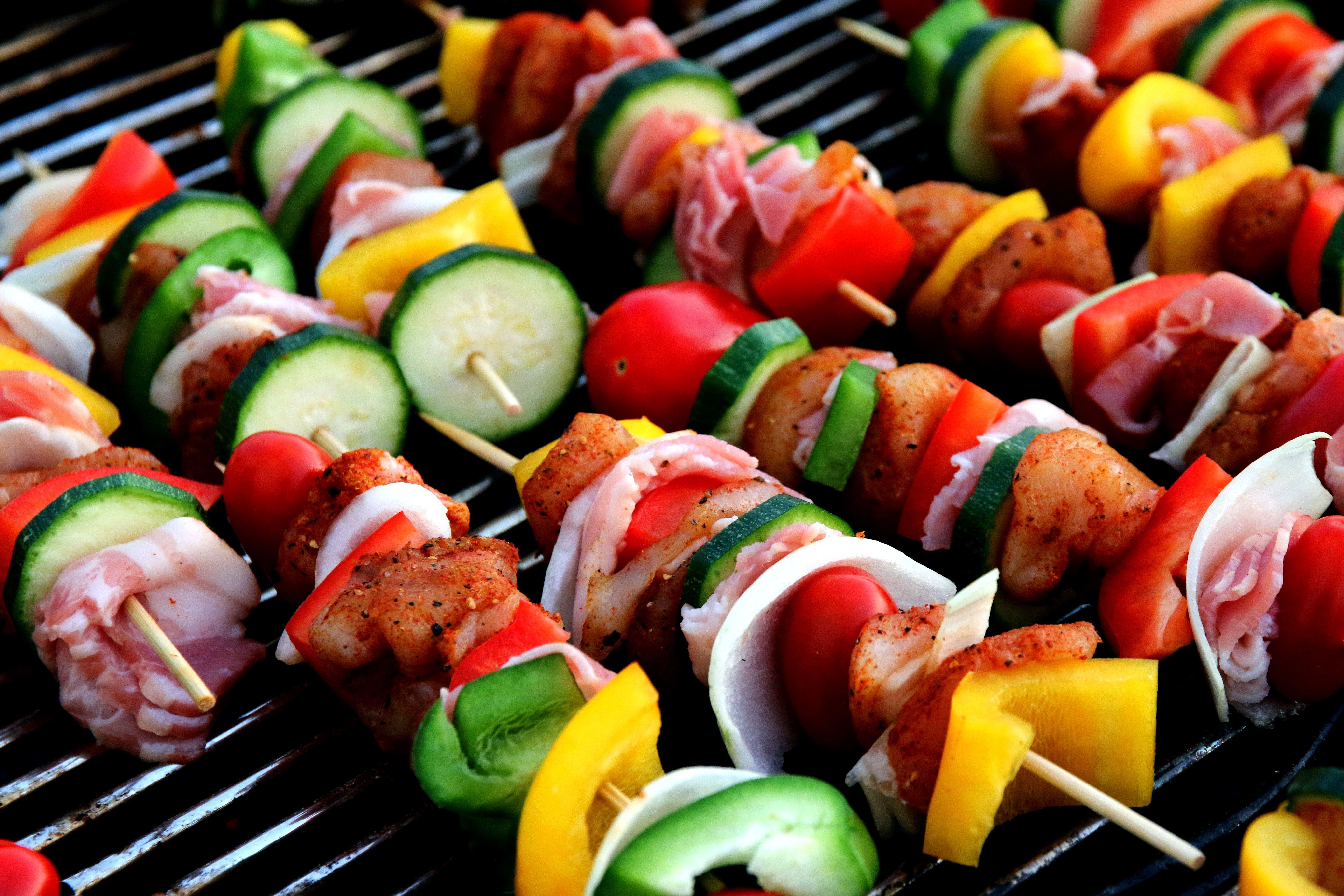 5472x3648 Grilling Kebab · Free