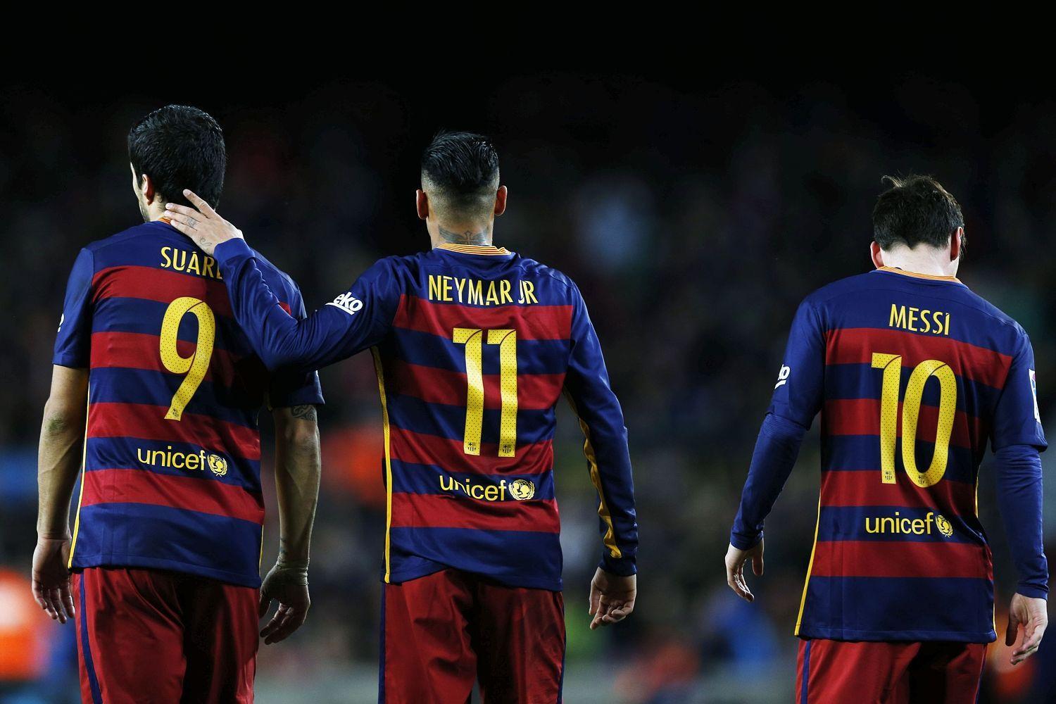 Messi Suarez and Neymar do not have any ego  Pique