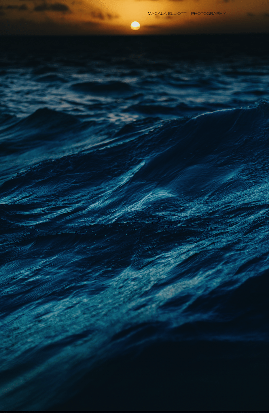 934x1430 Florida Keys by Macala Elliott Photography. Dark phone wallpaper