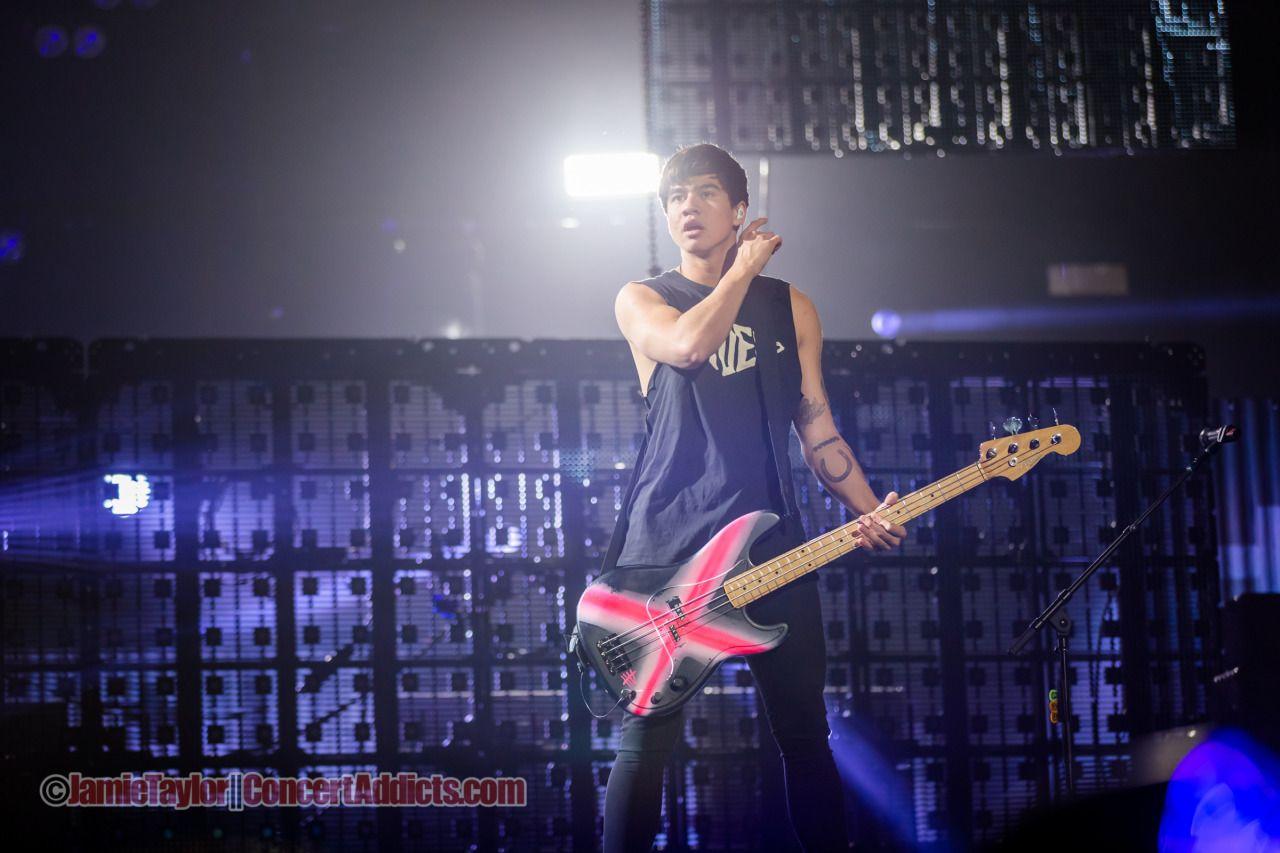 1280x853 Rowyso Hood Wallpaper