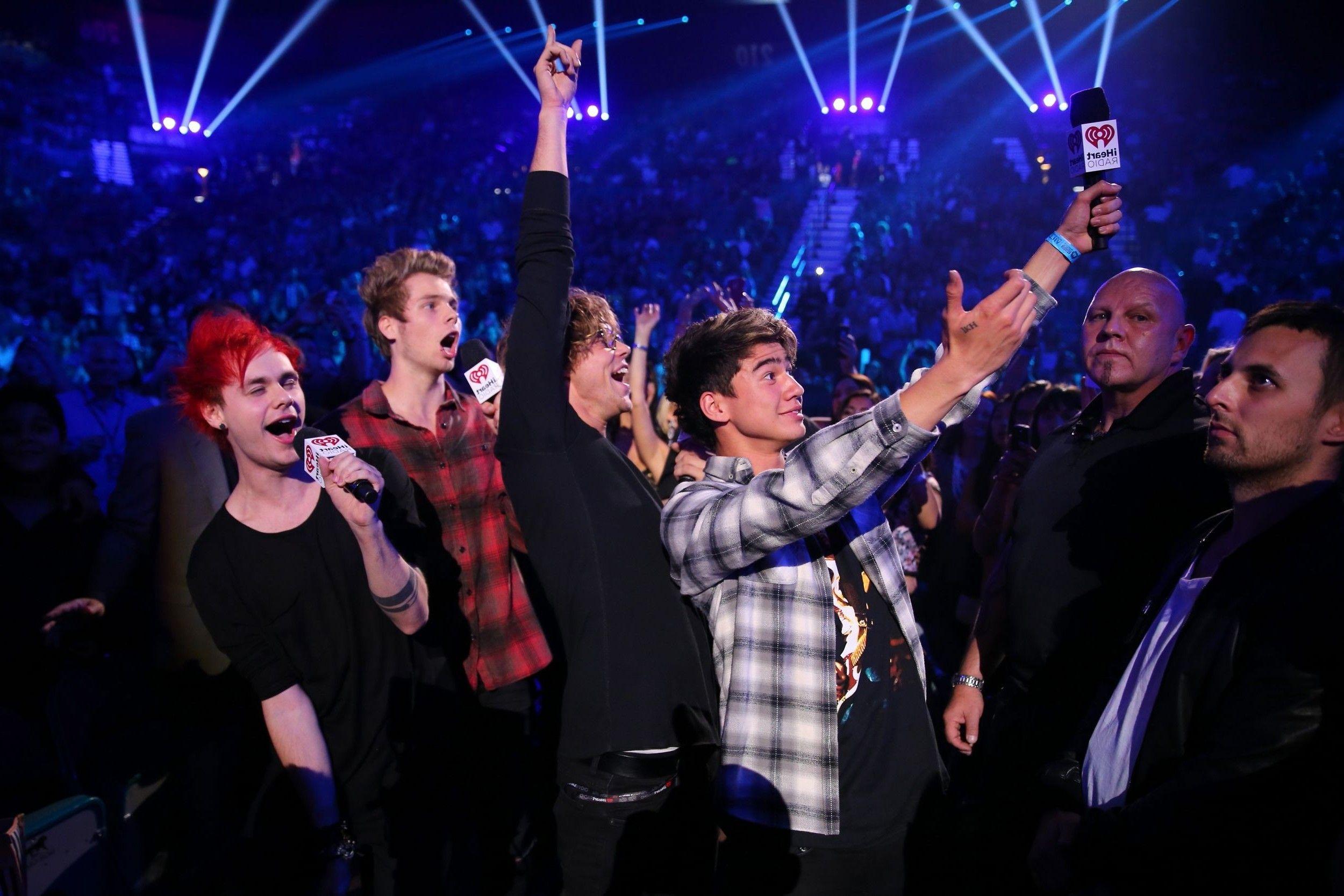 2500x1667 Seconds Of Summer, Luke Hemmings, Calum Hood, Ashton Irwin