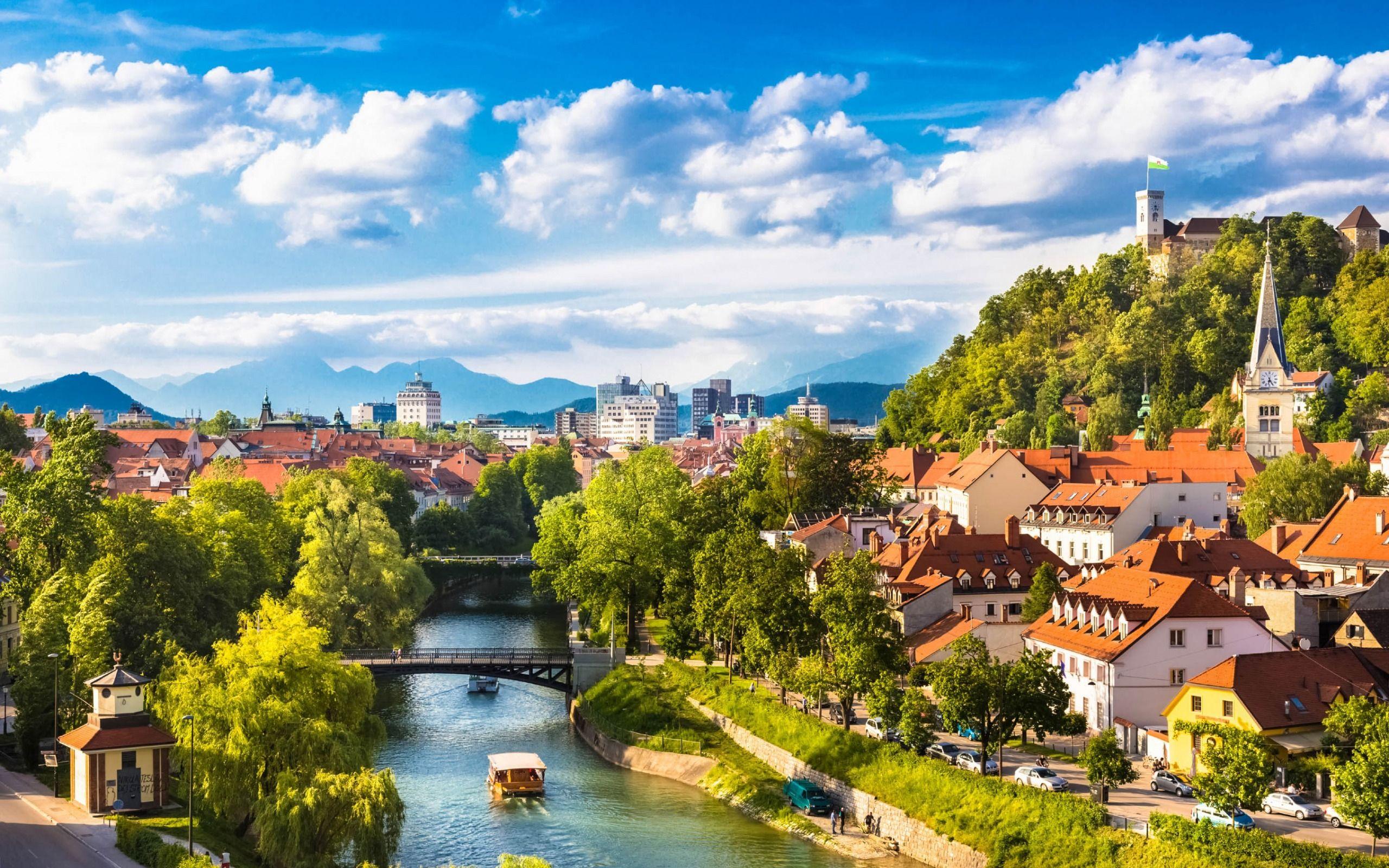 2560x1600 Download wallpaper Ljubljana, The capital of Slovenia, summer