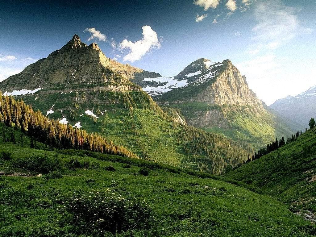 1024x768 Mountains Background. Great Smoky