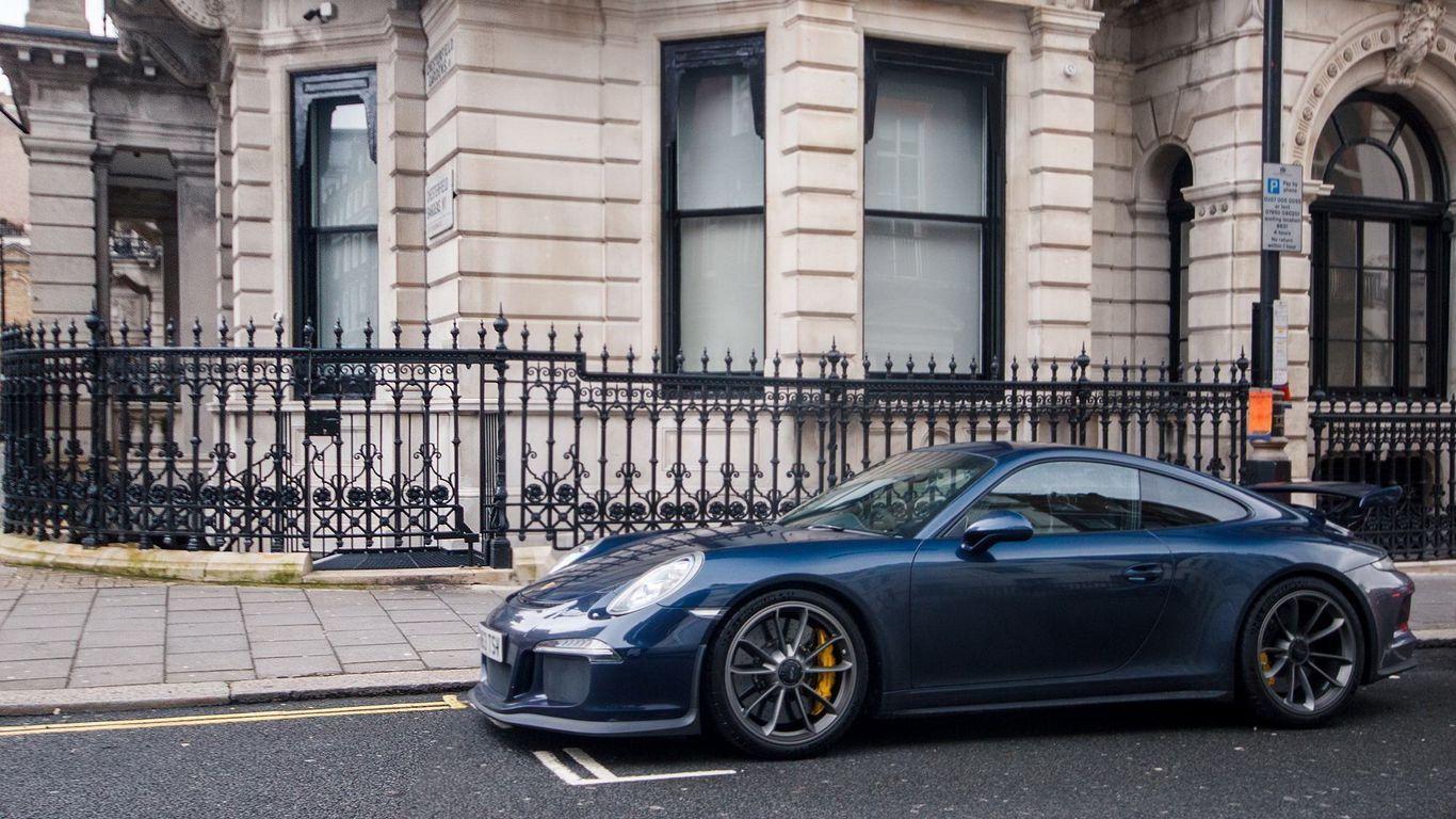 1366x768 Download wallpaper 1366x768 supercar, london, blue, gt3