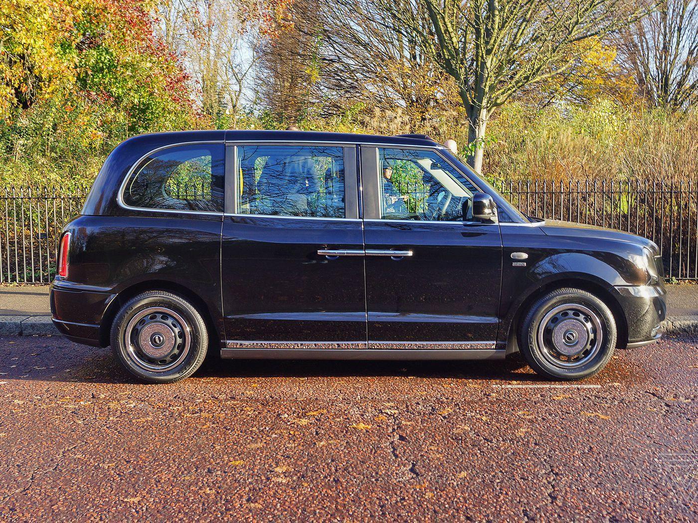1400x1050 Taking London's new electric taxi for a ride
