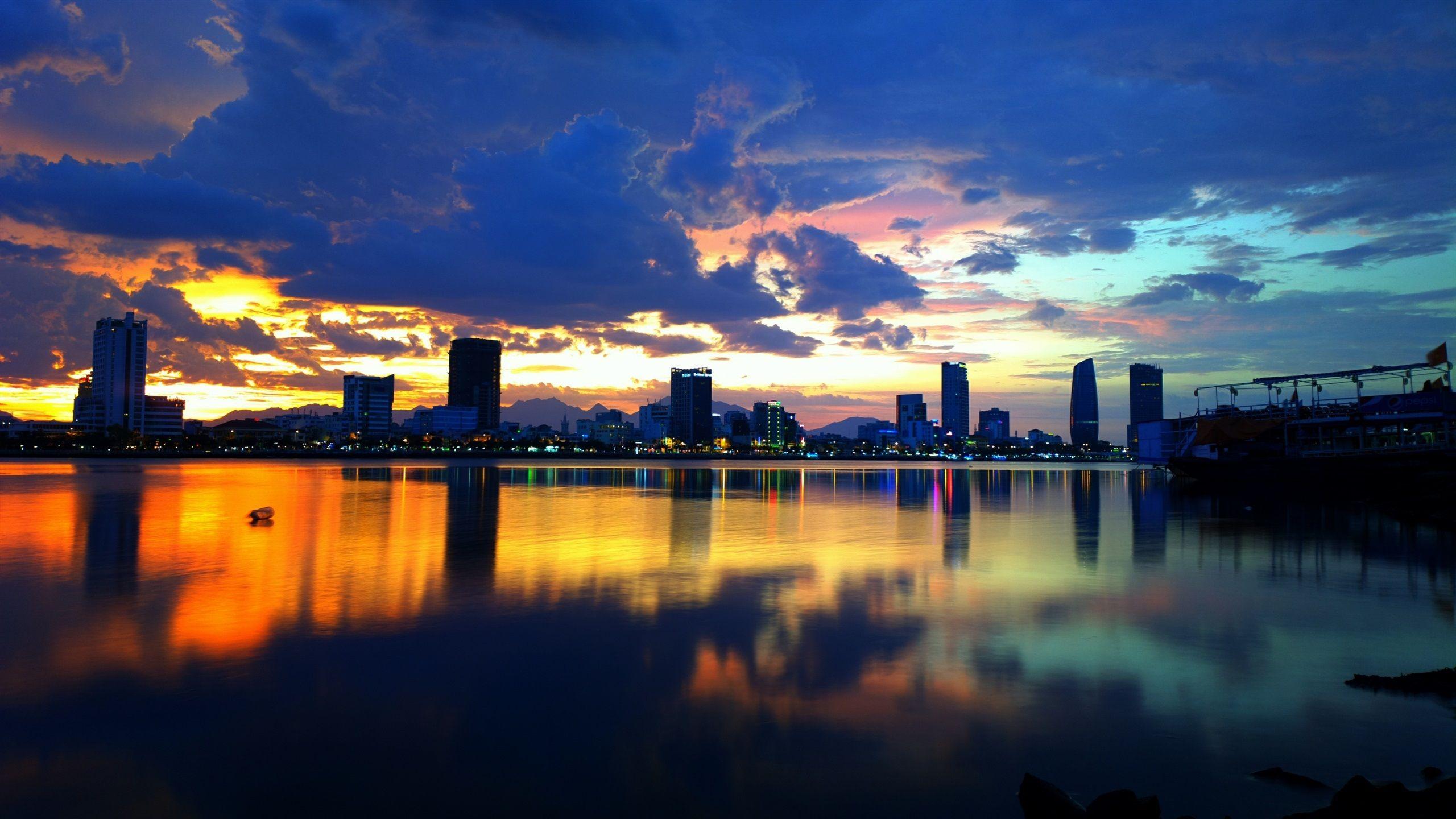 2560x1440 Wallpaper Korea, Seoul, city, Han River, night, buildings, lights