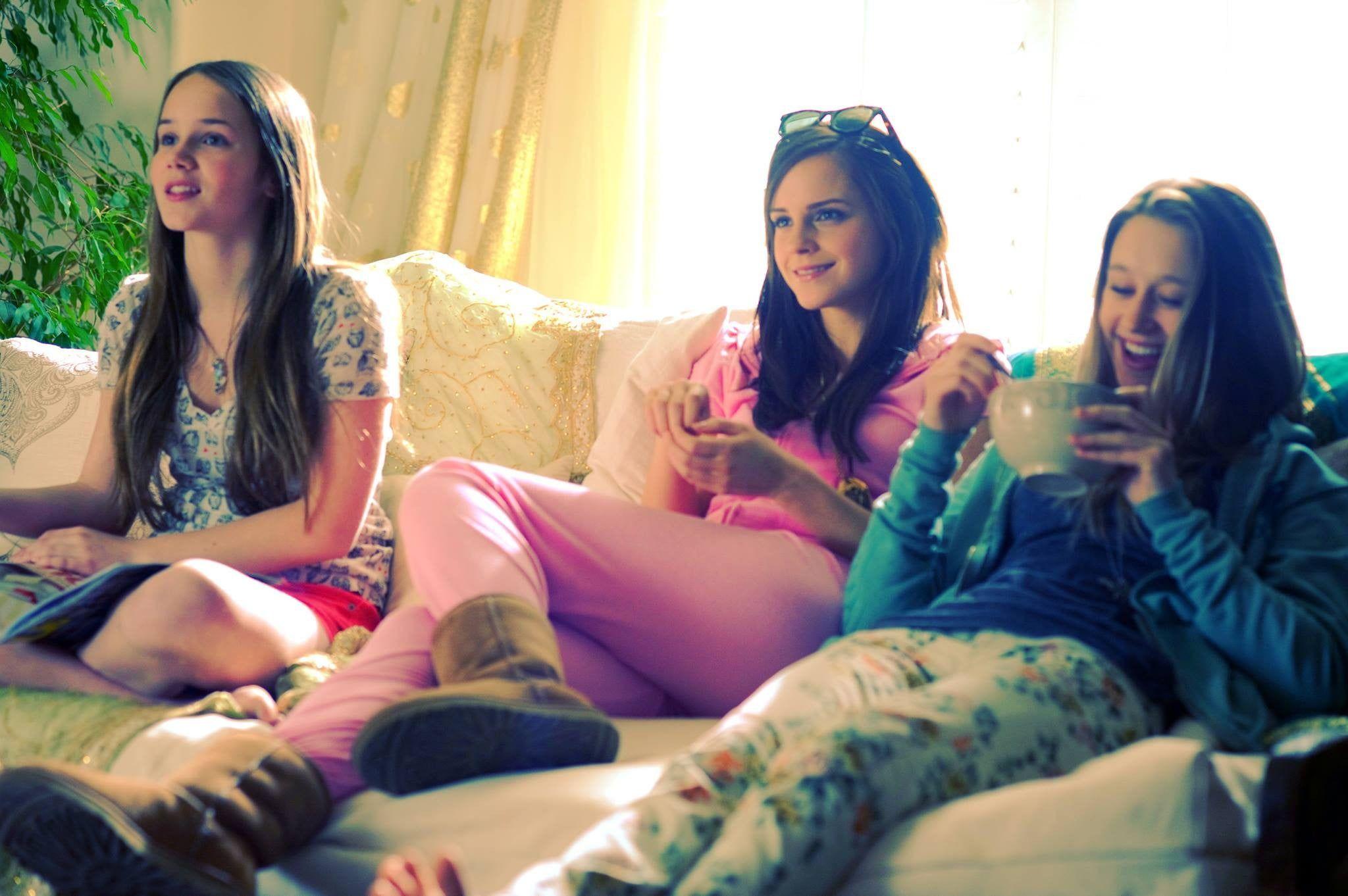 2048x1362 Emma Watson, Emma Watson, The Bling Ring, Taissa Farmiga, movies