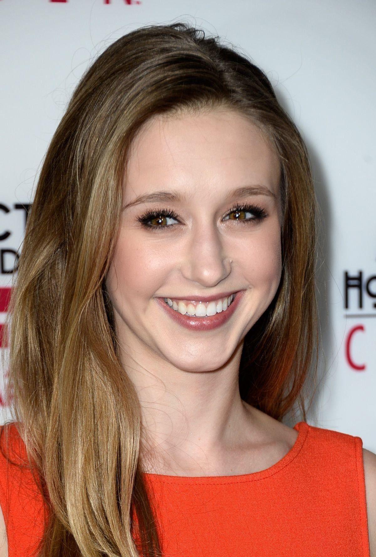 1200x1777 Taissa Farmiga Biography Photo Wallpaper