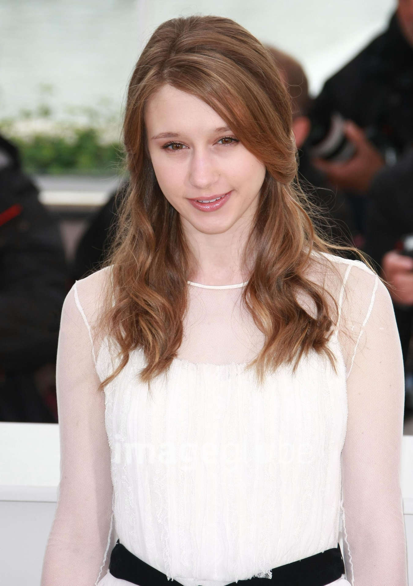 1350x1917 Taissa Farmiga Ring Photocall at Cannes Film Festival -02