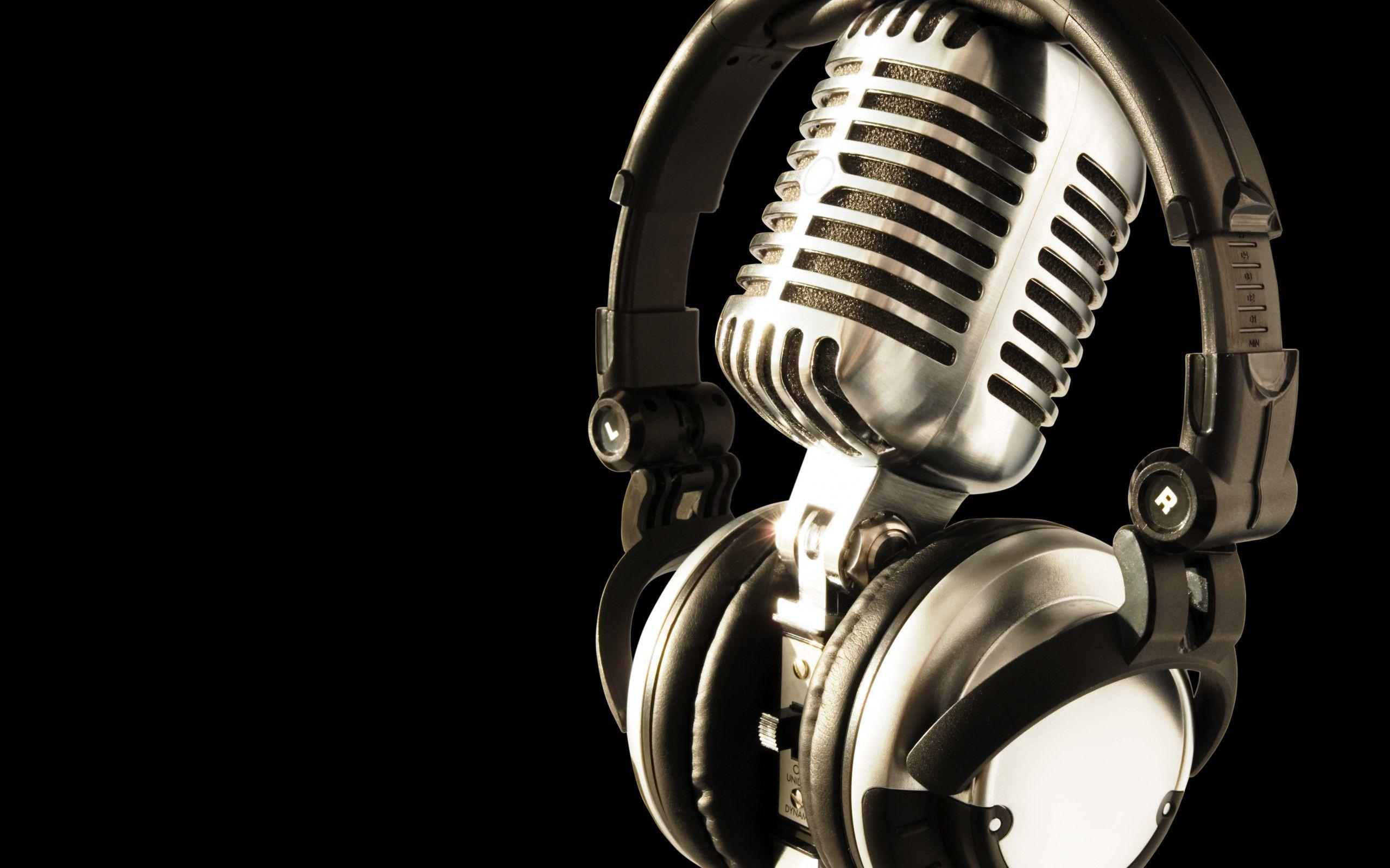 2560x1600 Radio Mic Wallpaper. Ham Radio Map