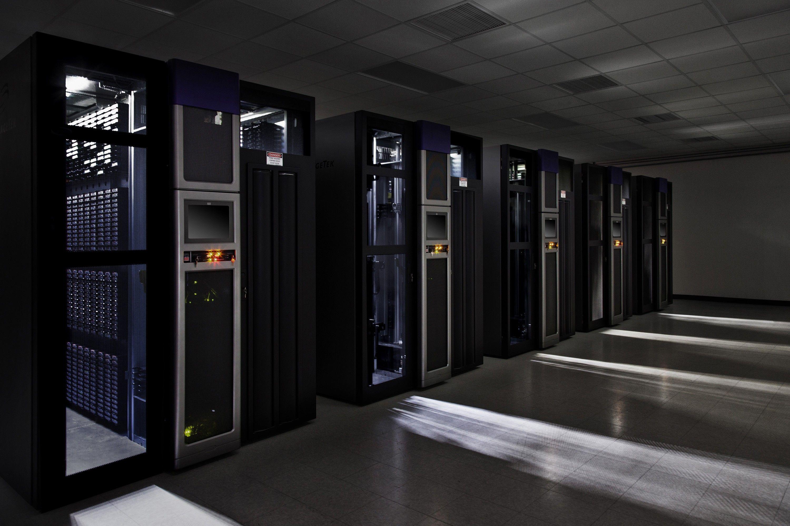 Server Room Wallpapers Top Free Server Room Backgrounds Wallpaperaccess 