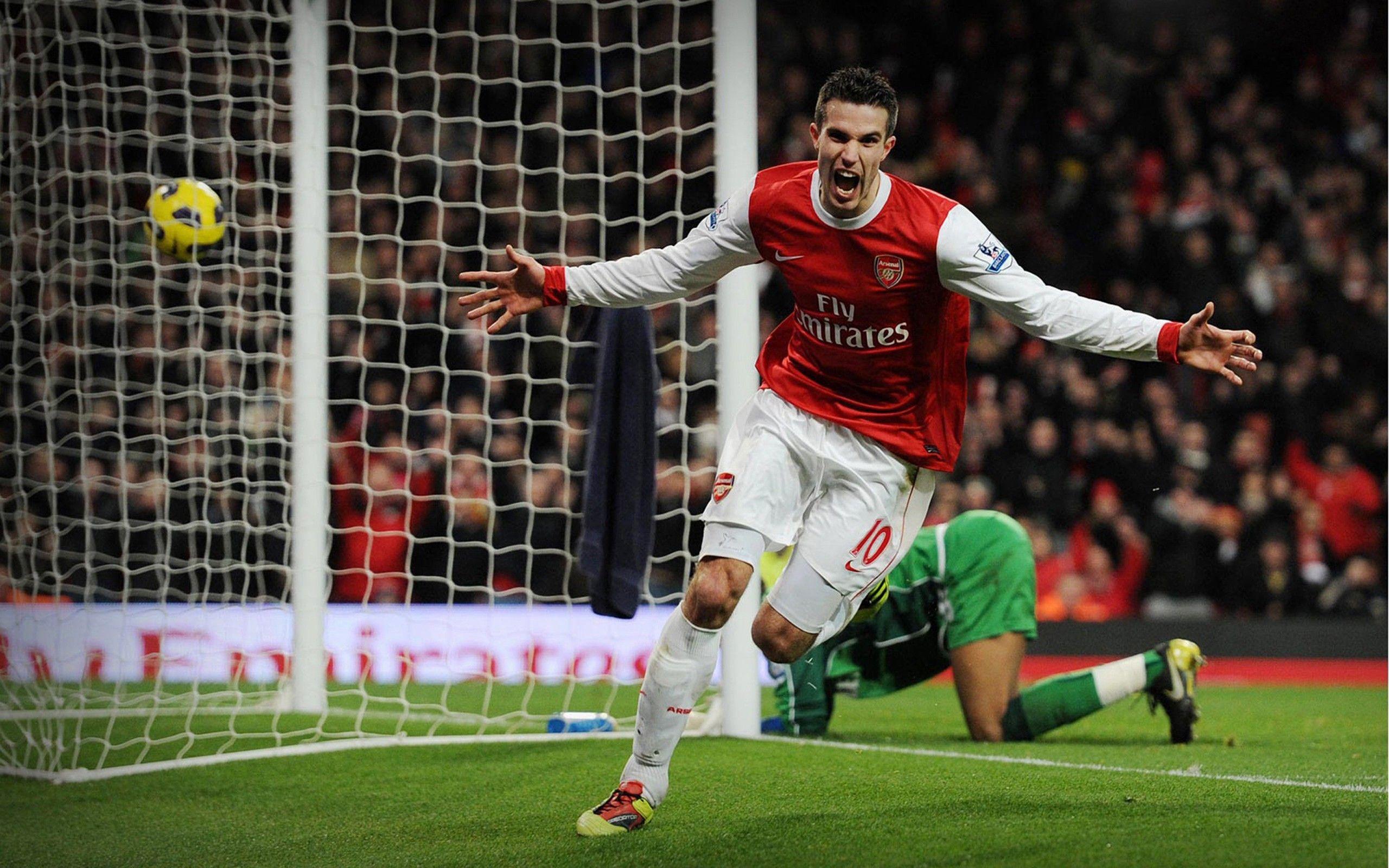 2560x1600 Soccer Arsenal FC Robin van Persie wallpaperx1600