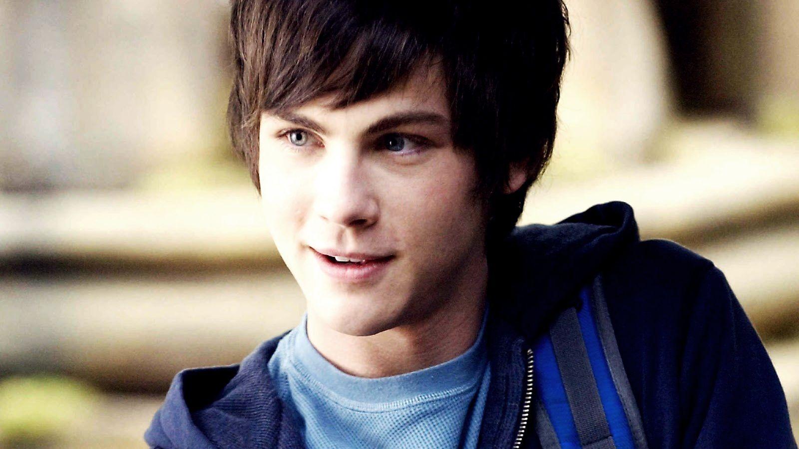 1600x900 High Res Logan Lerman Wallpaper Daniel Serna 05.25.15