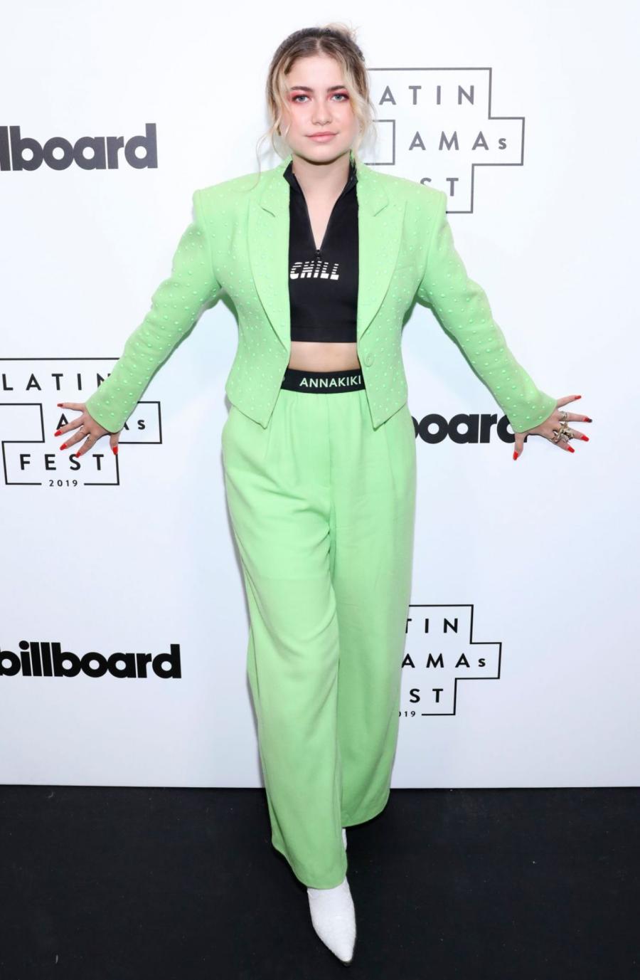 900x1377 Mexican Singer Sofia Reyes at Billboard Latin AMA Fest