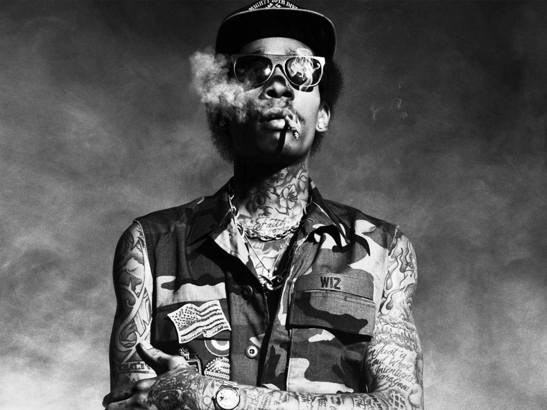 1920x1440 smoking HTC Smart Wallpaper Download Free Page of. HD Wallpaper
