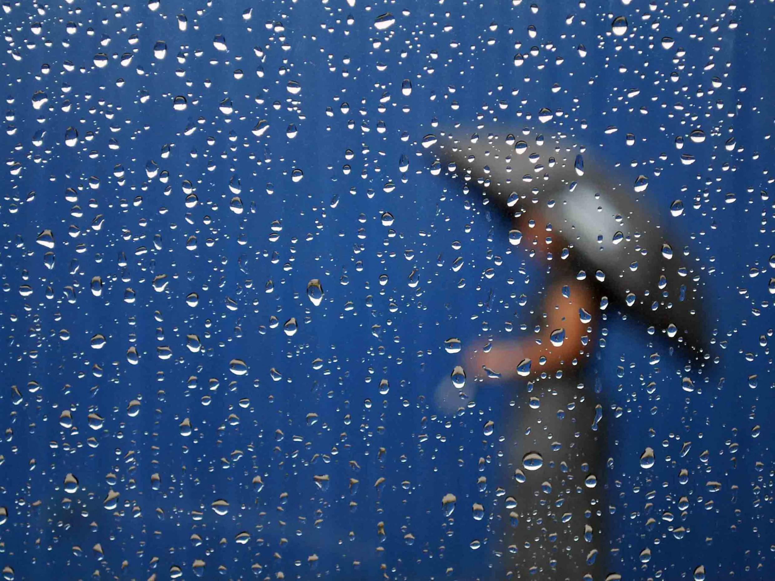 2483x1862 3D Rain Wallpaper In The Rain Wallpaper