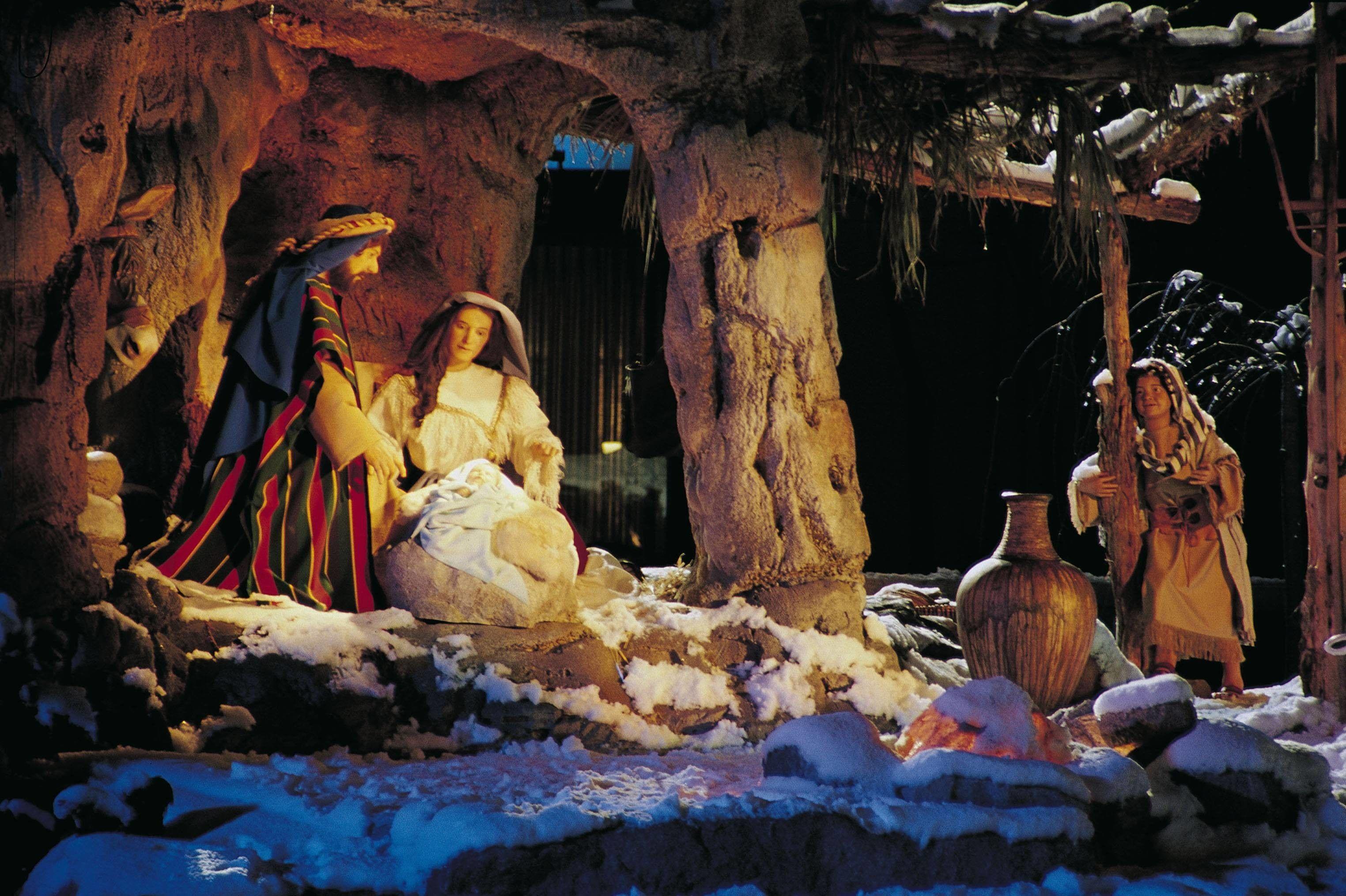 3048x2031 Nativity Scene Desktop Wallpaper