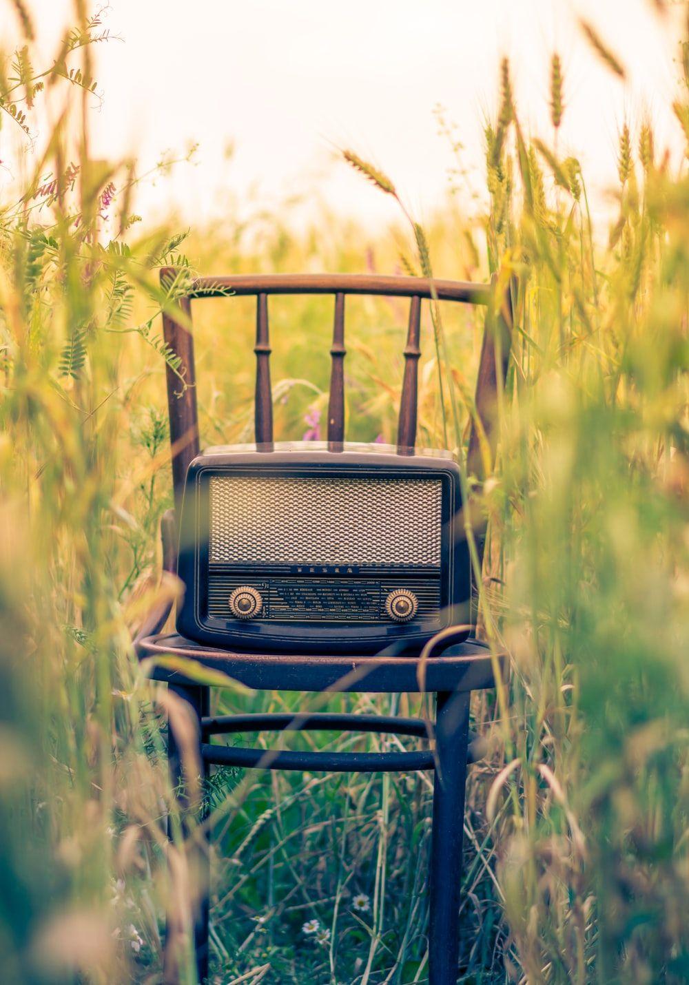 1000x1430 Old Radio Picture. Download Free Image