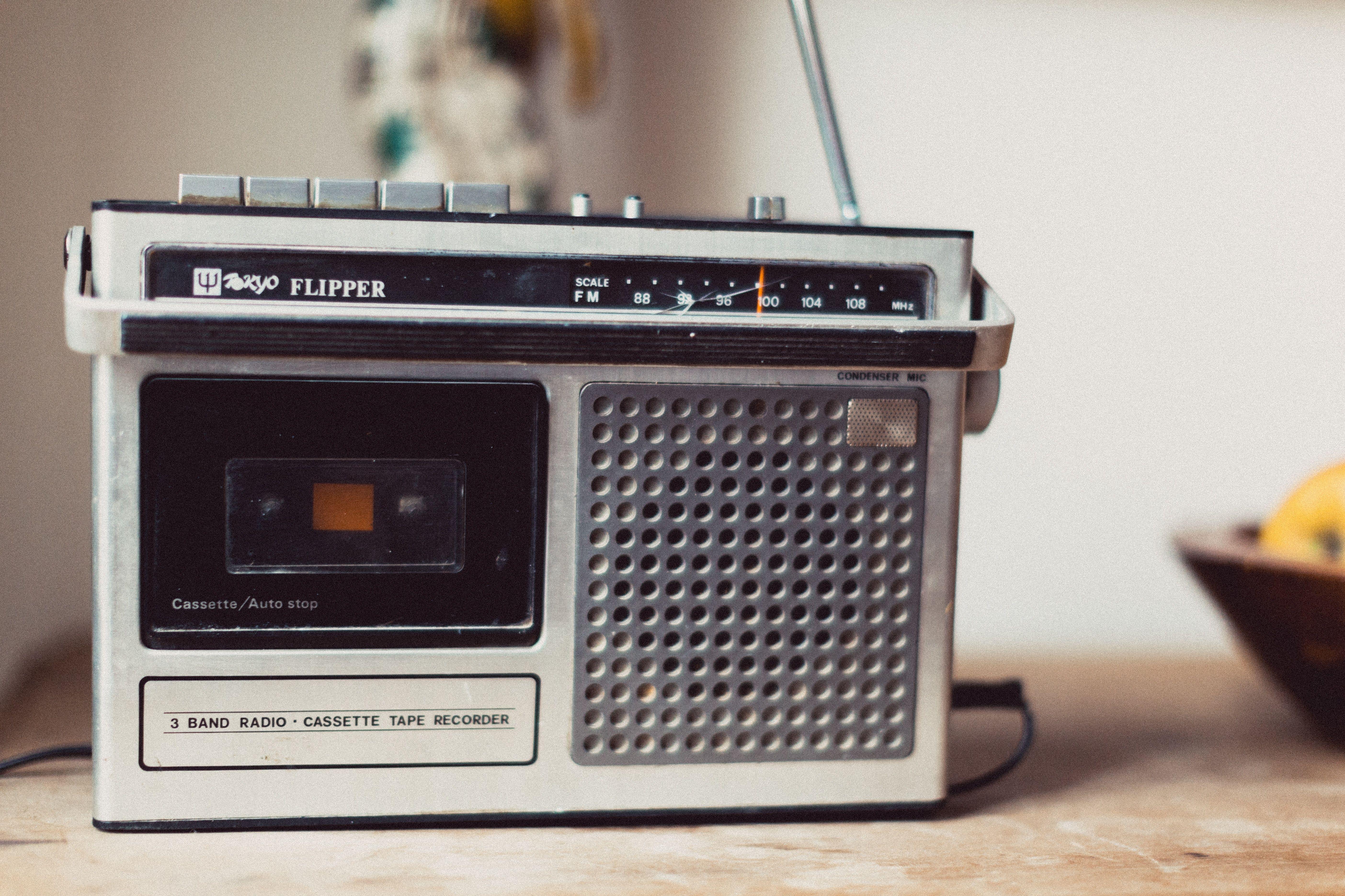 5616x3744 Wallpaper. Music. photo. picture. music, radio, tape, retro