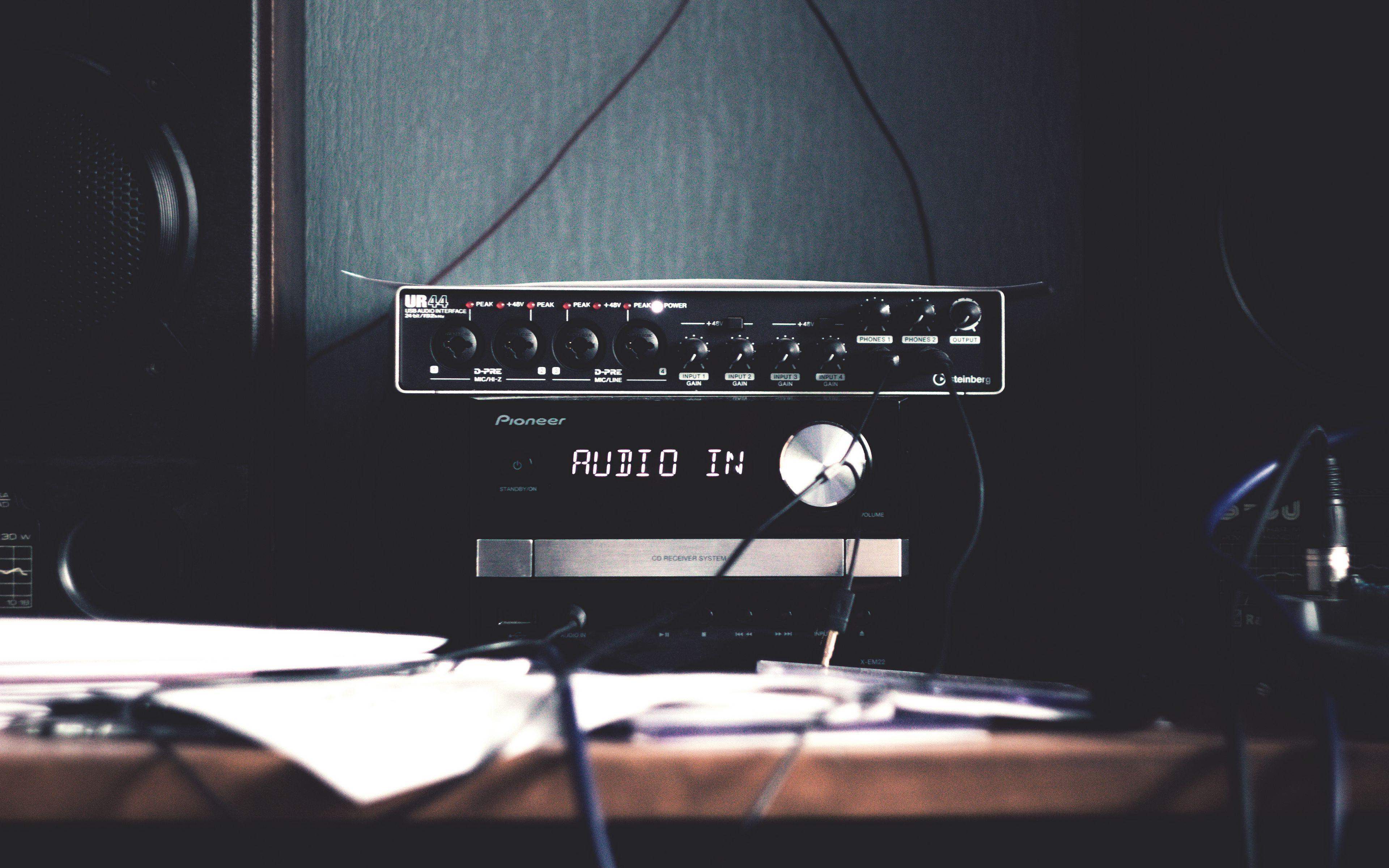 4K Radio Wallpapers - Top Free 4K Radio Backgrounds - WallpaperAccess