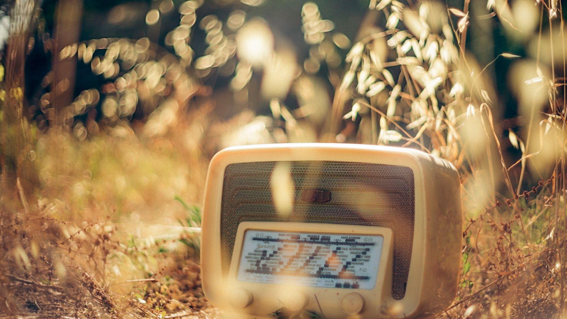 1920x1080 Old radio Desktop wallpaper 1920x1080