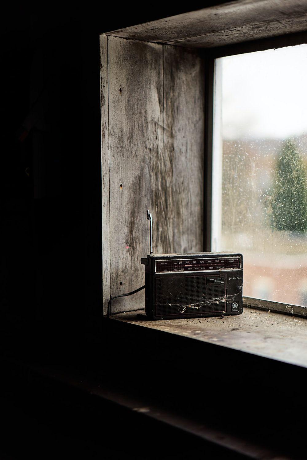 1000x1497 Best Radio Picture [HD]. Download Free Image