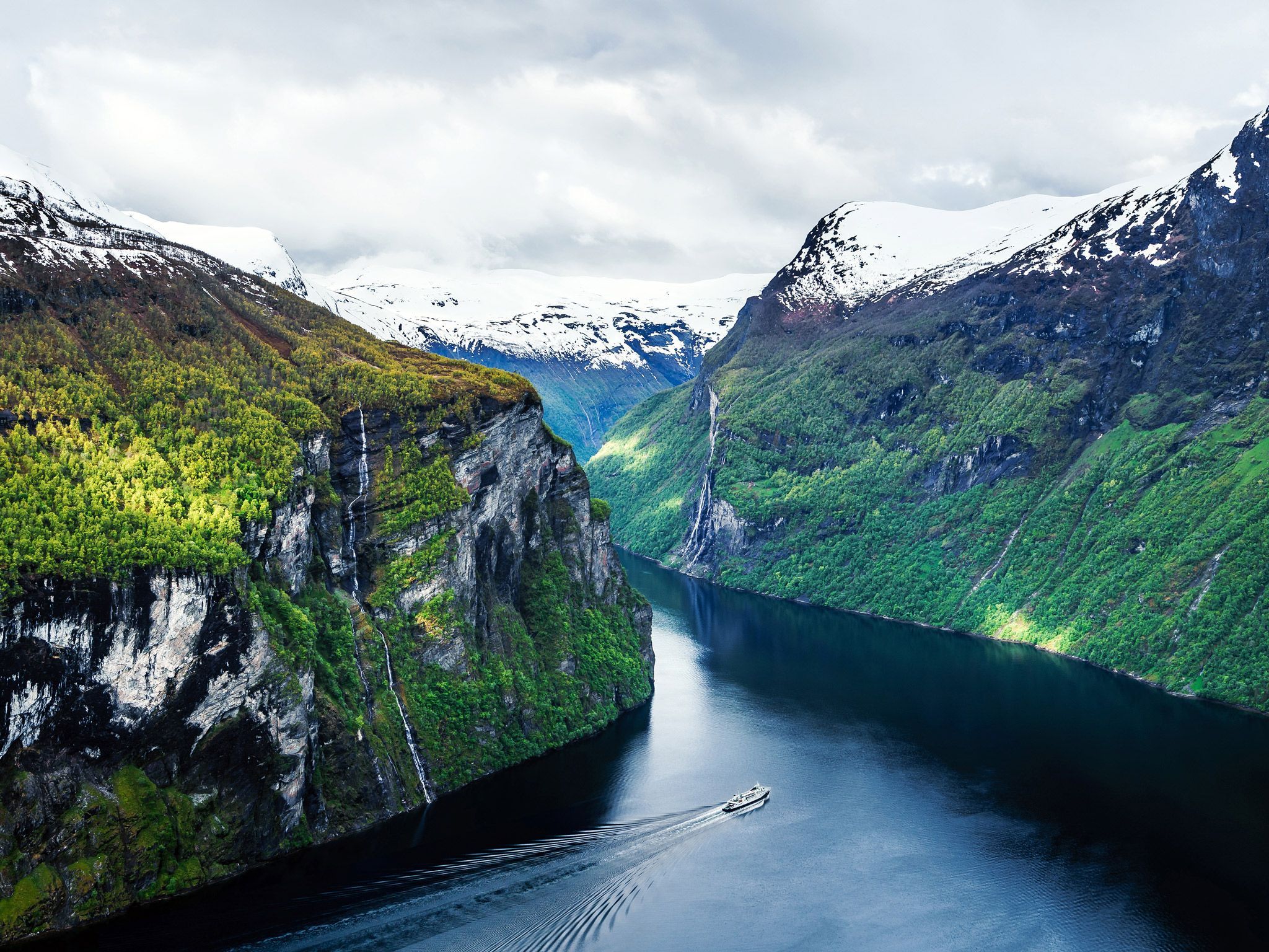 2048x1536 The Best Way to See Norway's Fjords. Condé Nast Traveler