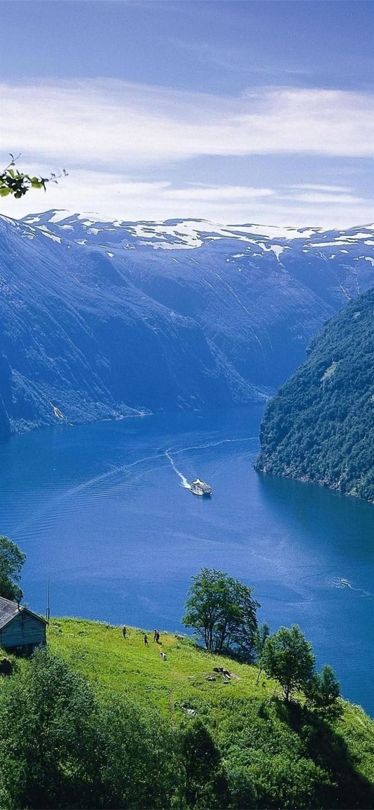 736x1593 Geirangerfjord iPhone X Wallpaper