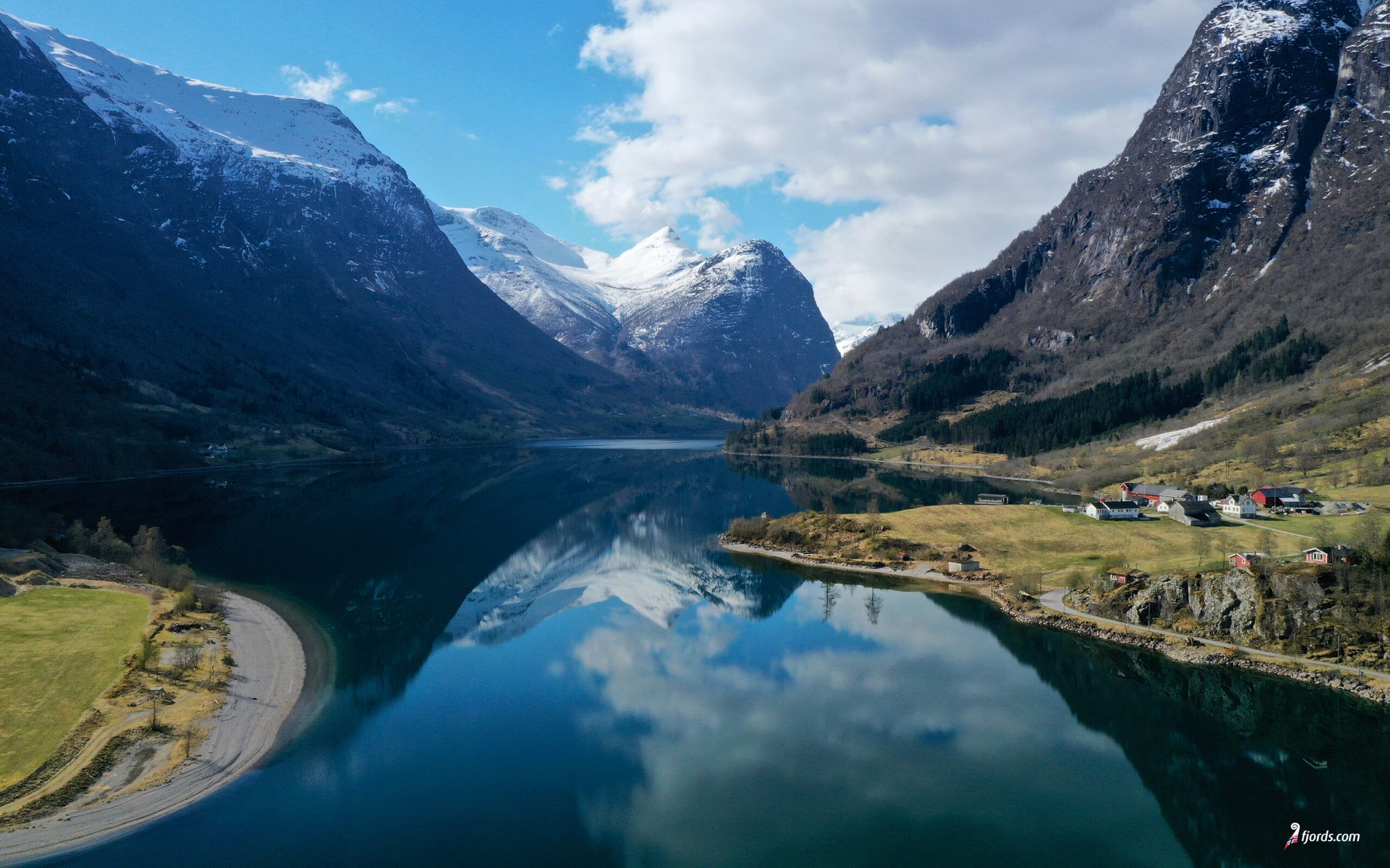 2560x1600 Nordfjord
