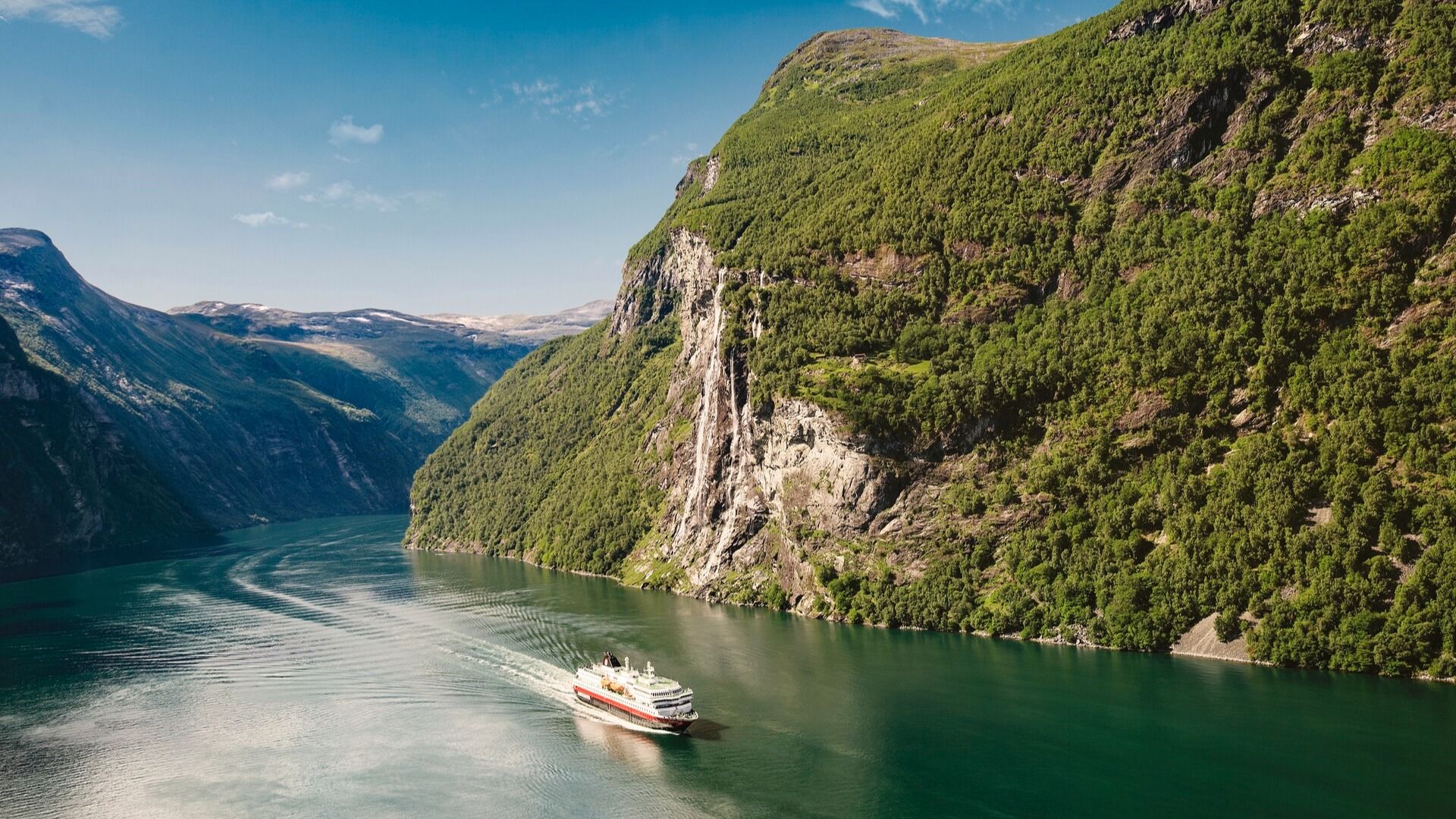 1920x1080 Norwegian Fjords: Visit Norway on a Dream Trip