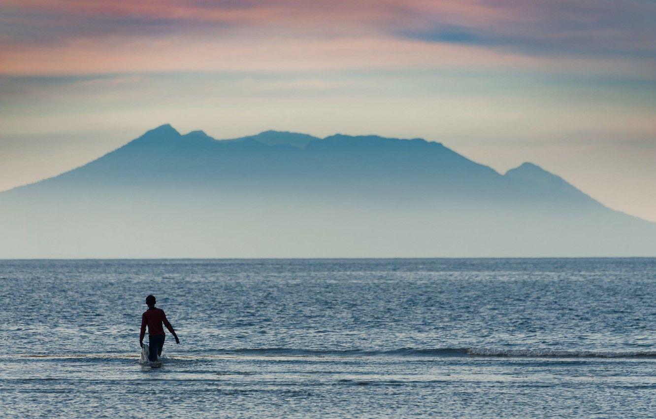 1332x850 Wallpaper beach, sea, sunset, water, man, Ocean, Island, Bali, Indian Ocean, seaweed, farmer, farming, Balinese, island paradise image for desktop, section ситуации